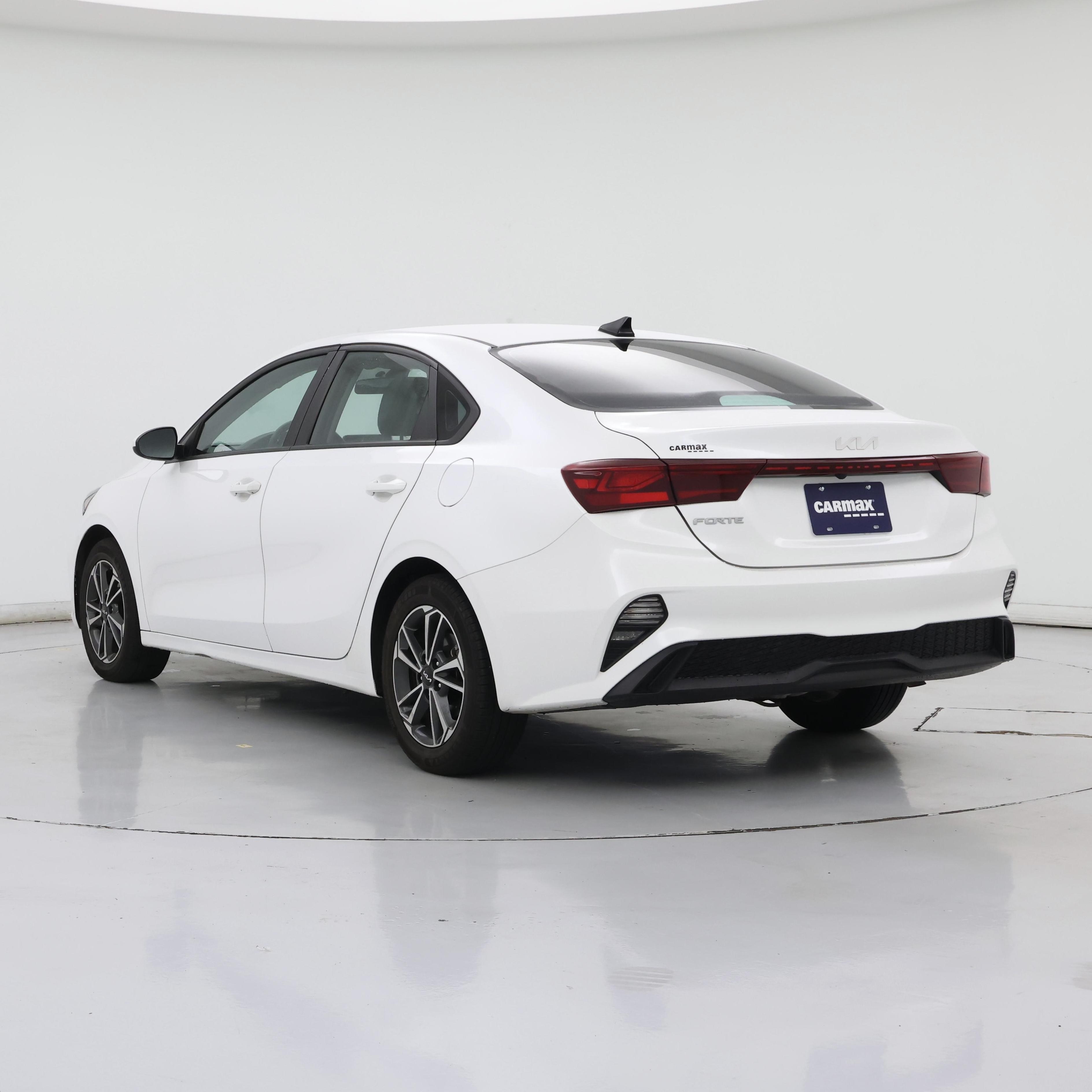 Thumbnail: 2023 Kia Forte - 2