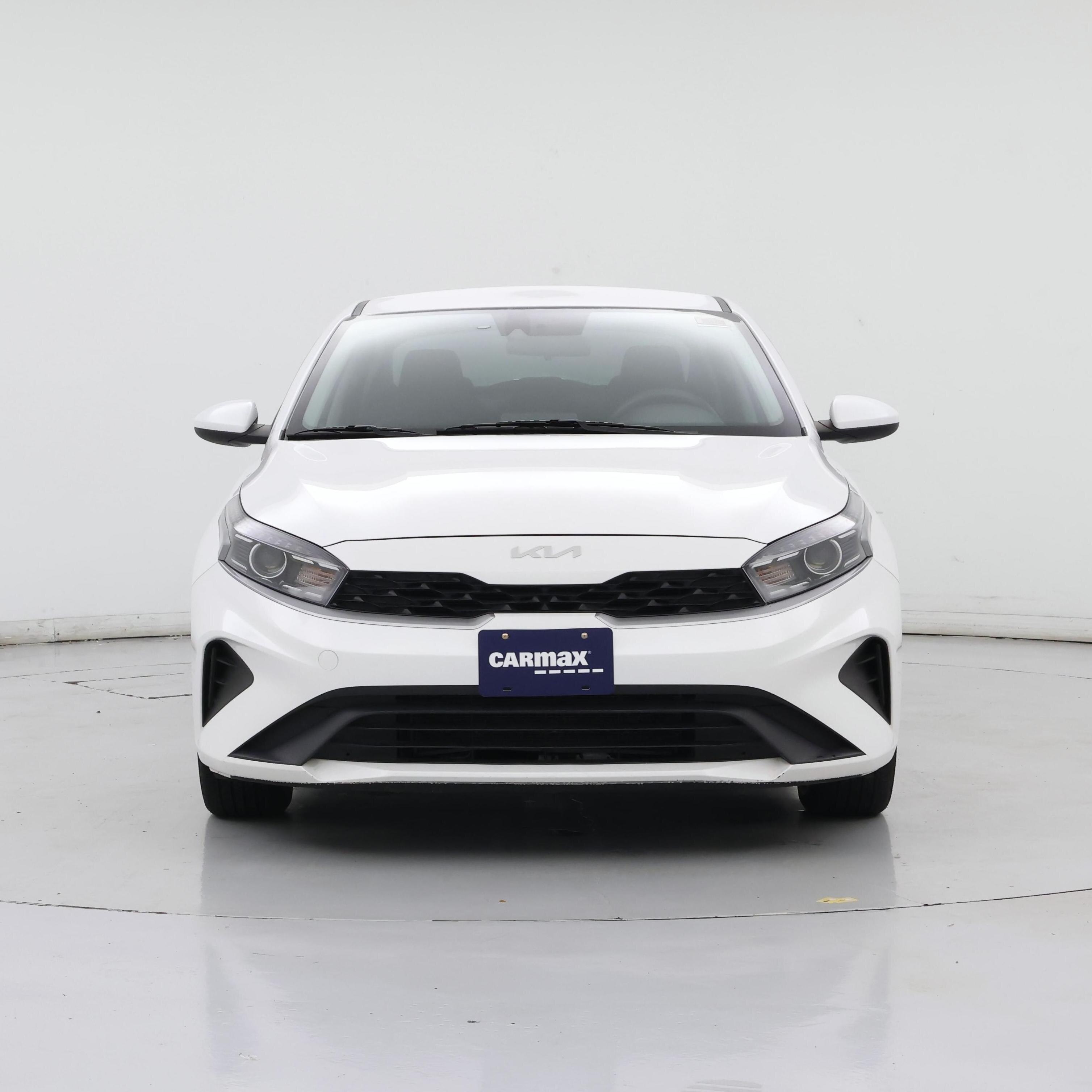 Thumbnail: 2023 Kia Forte - 5