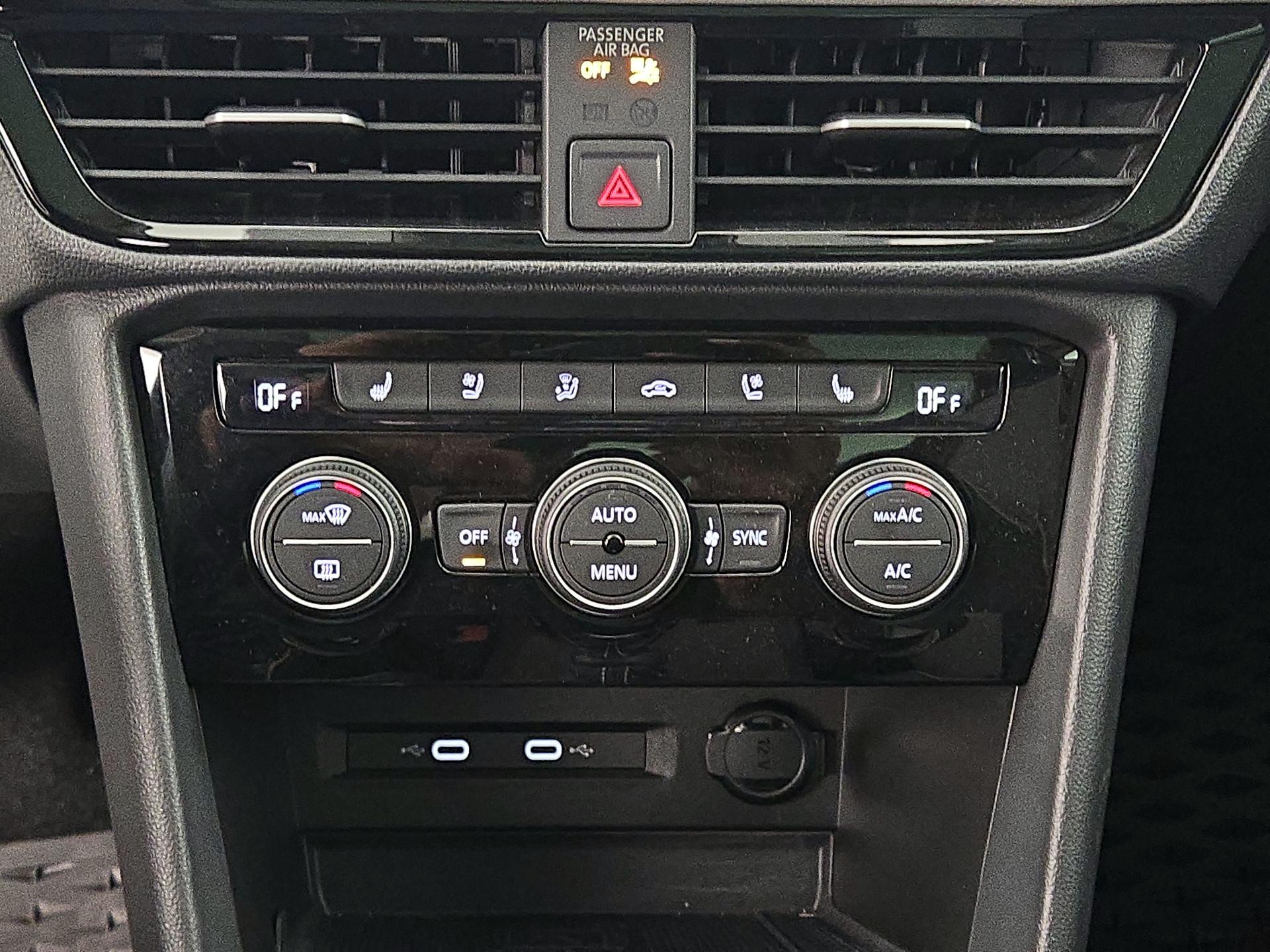 Thumbnail: 2024 Volkswagen Taos - 17