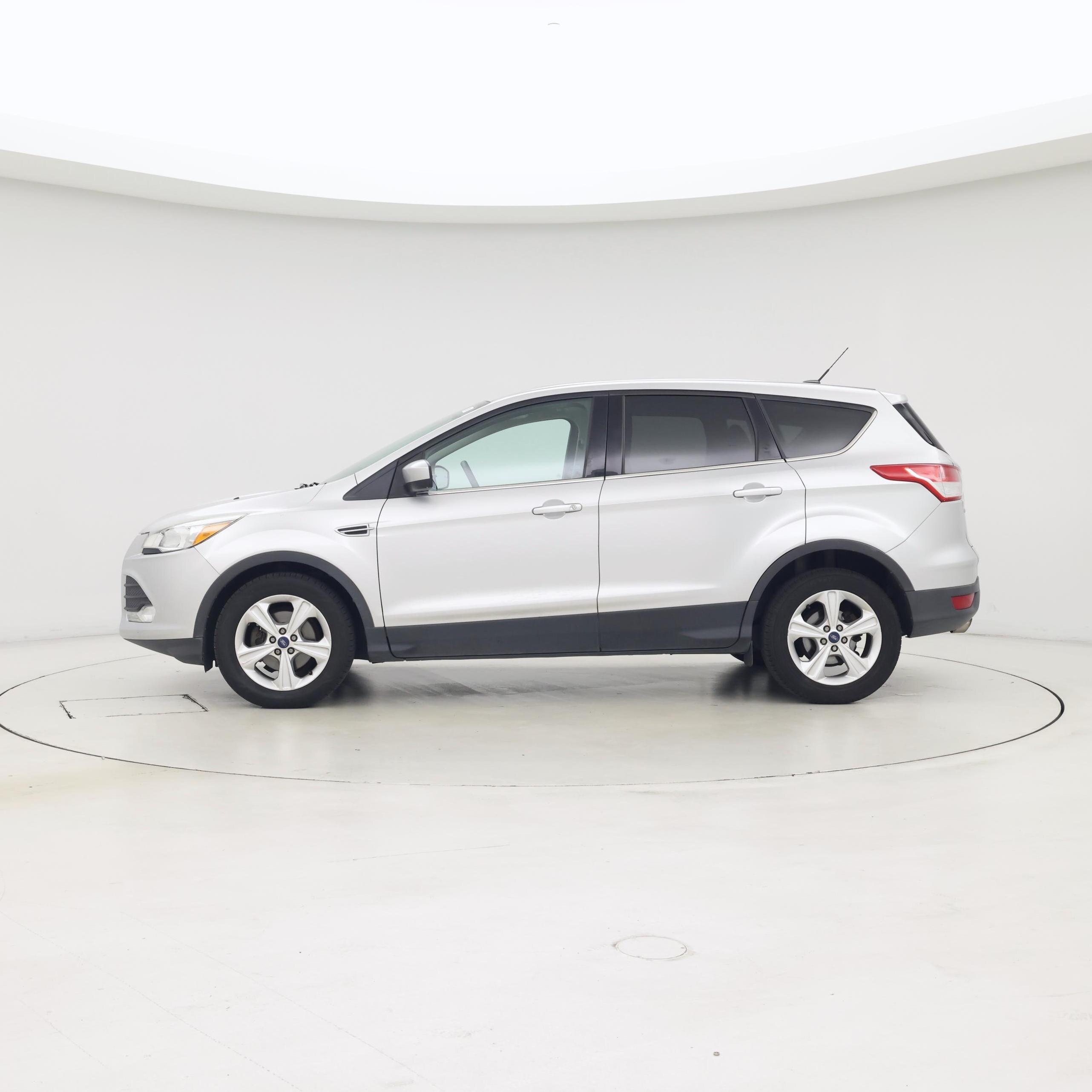 Thumbnail: 2015 Ford Escape - 3