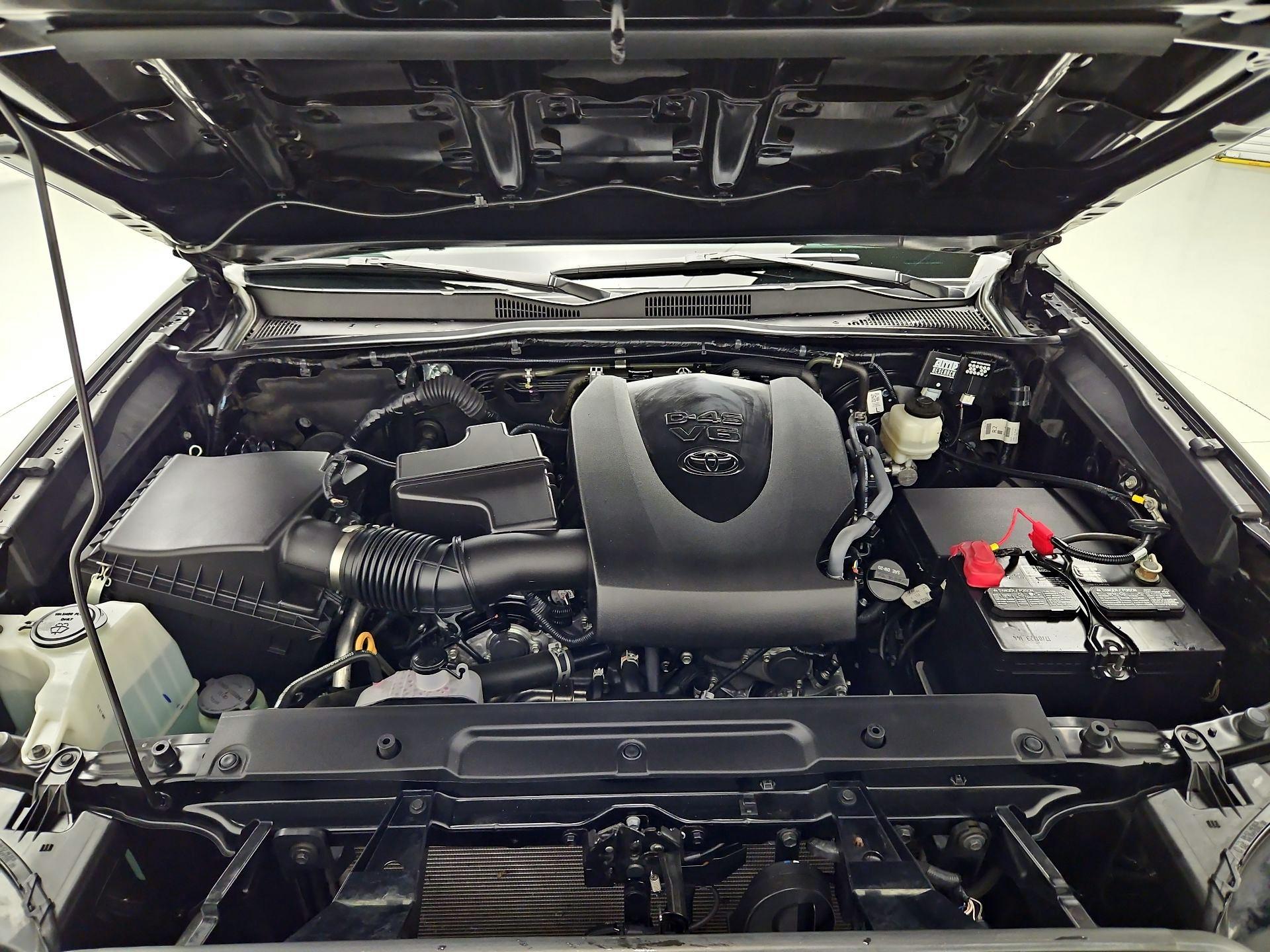 Thumbnail: 2023 Toyota Tacoma - 20