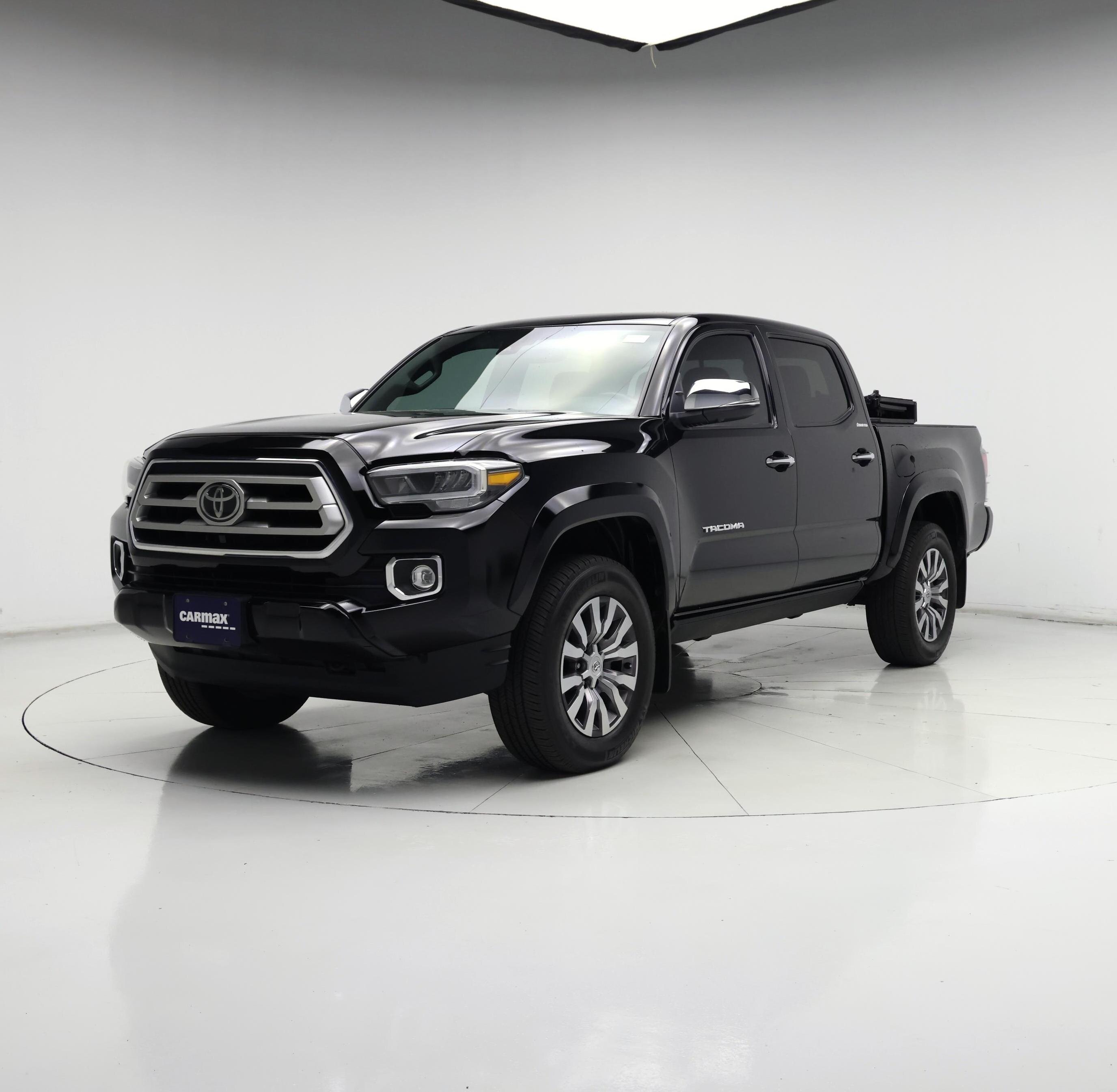 Thumbnail: 2023 Toyota Tacoma - 4