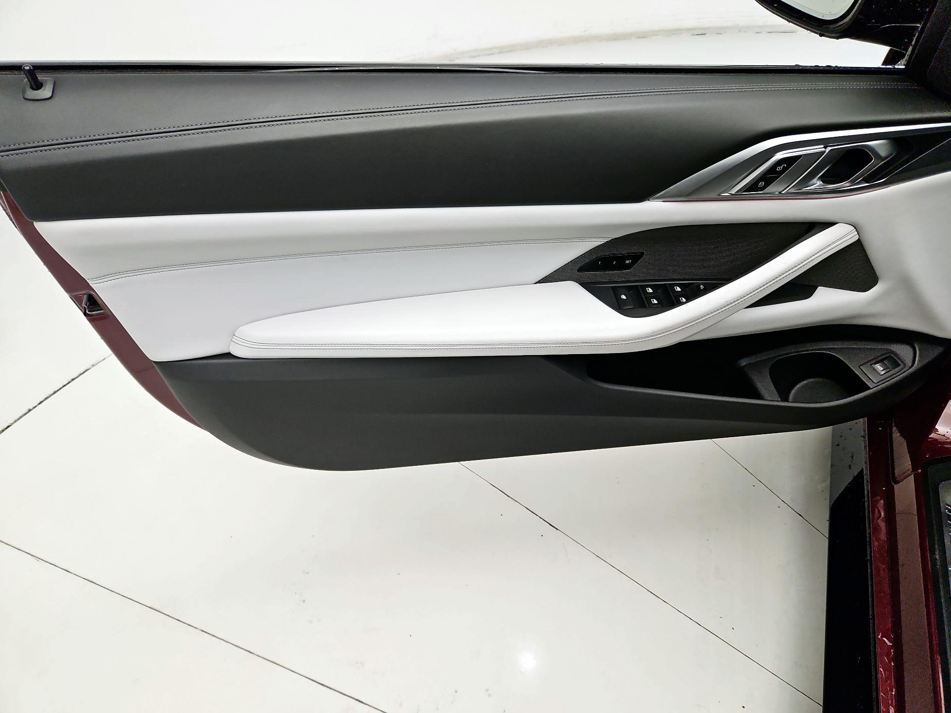 Thumbnail: 2024 BMW M4 - 12