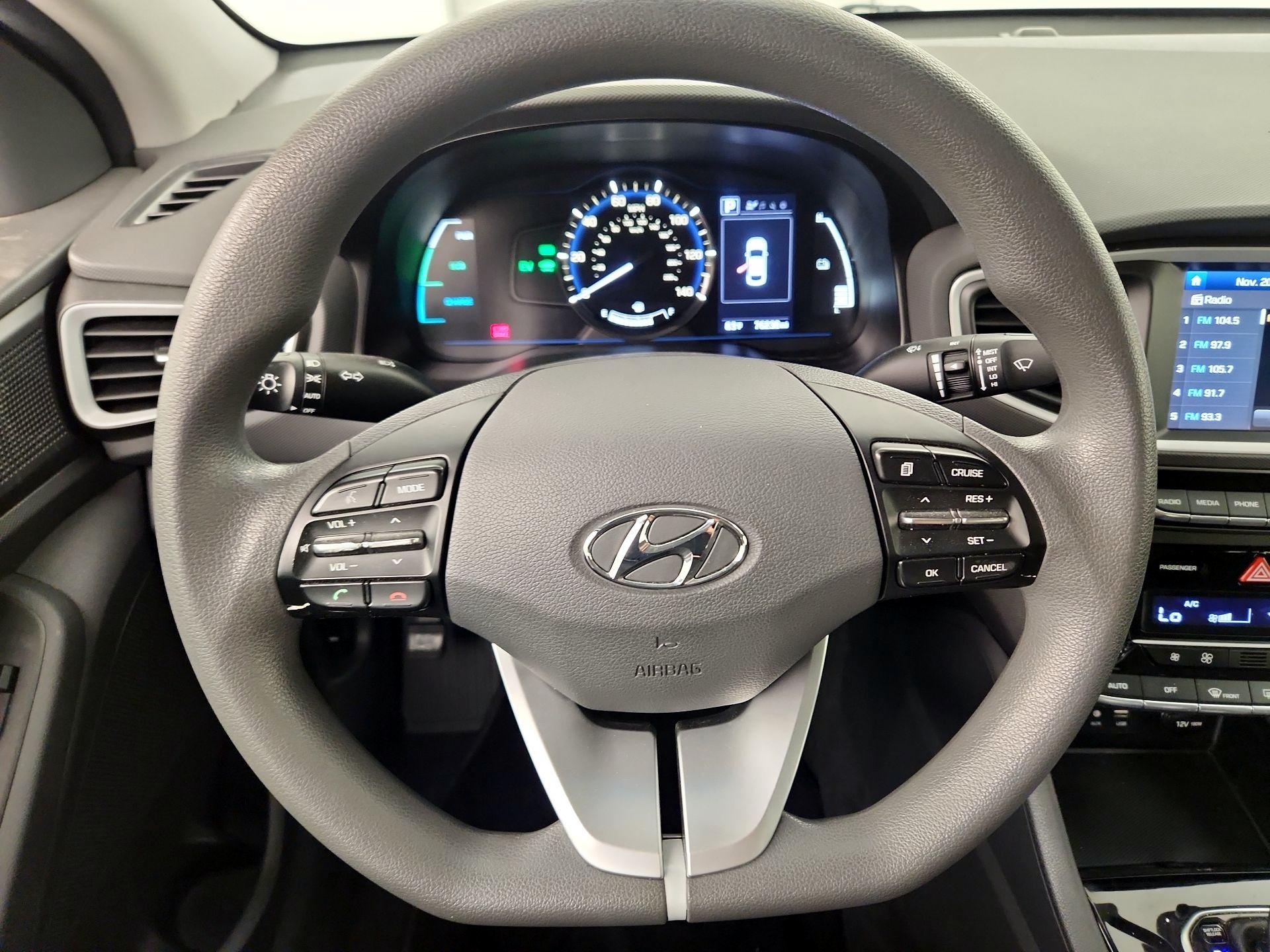 Thumbnail: 2019 Hyundai Ioniq - 10