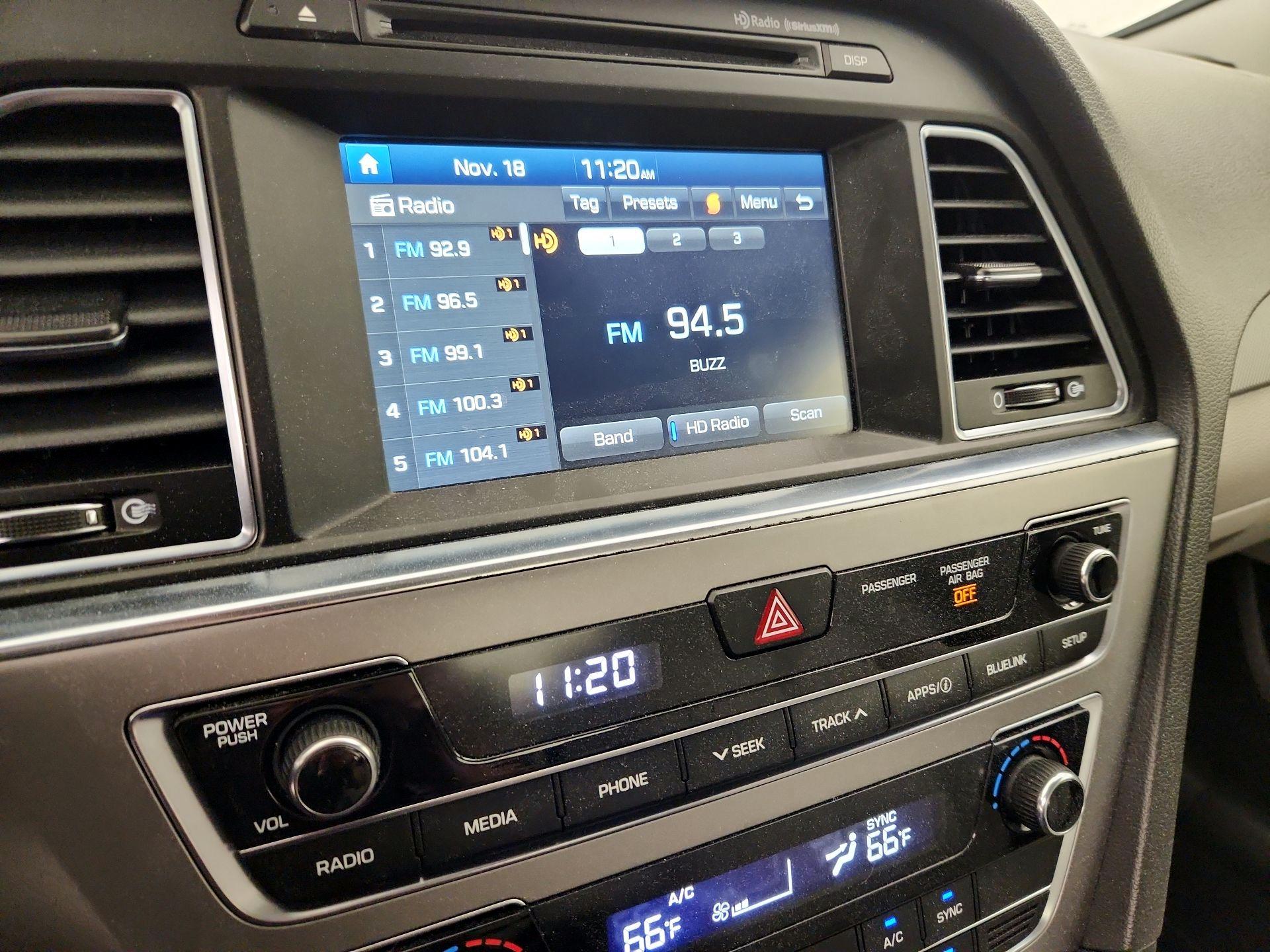 Thumbnail: 2017 Hyundai Sonata - 15