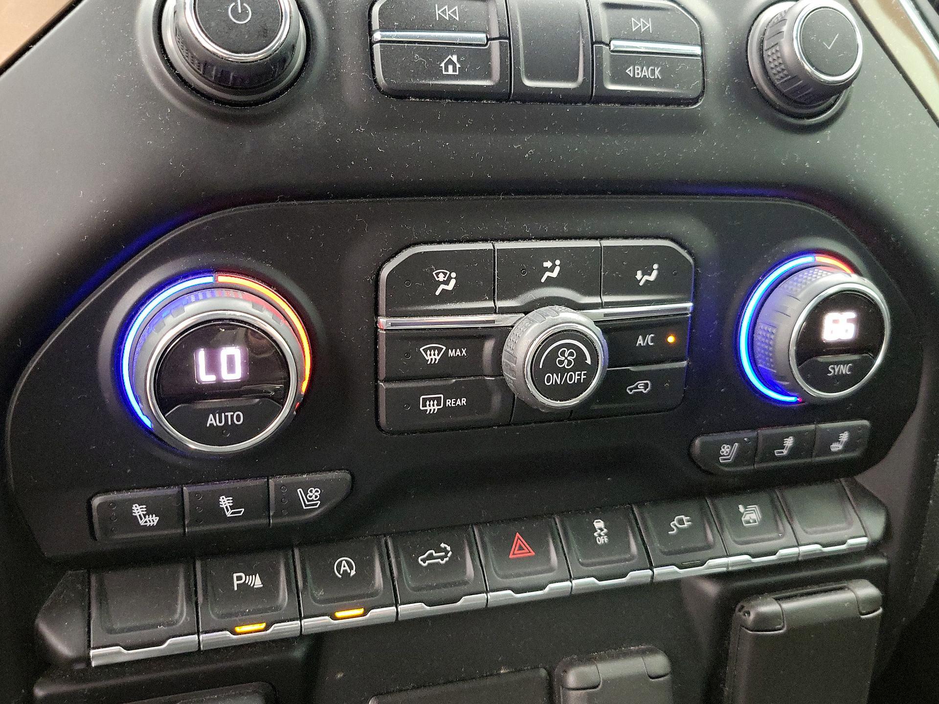 Thumbnail: 2019 Chevrolet Silverado 1500 - 17