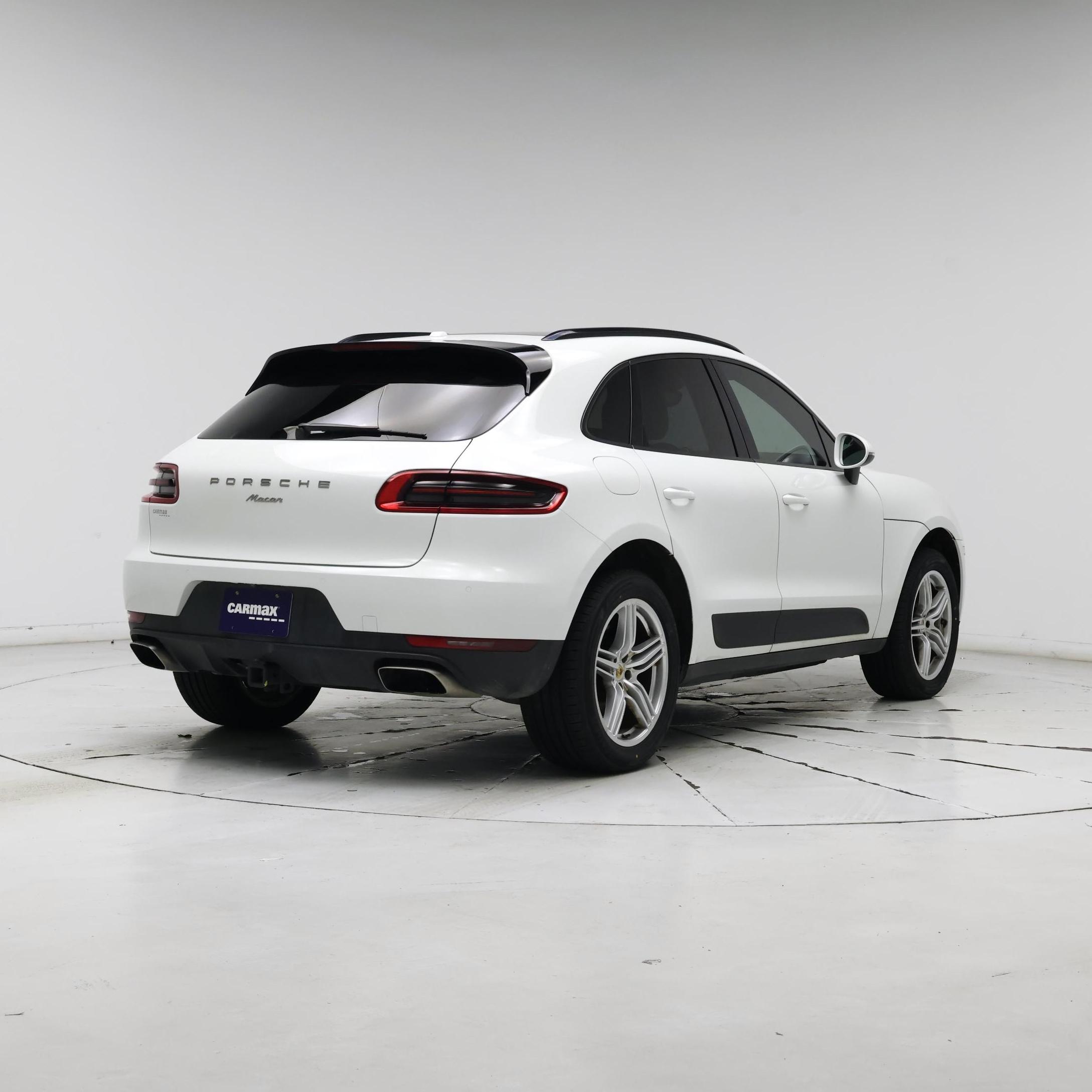 Thumbnail: 2018 Porsche Macan - 8