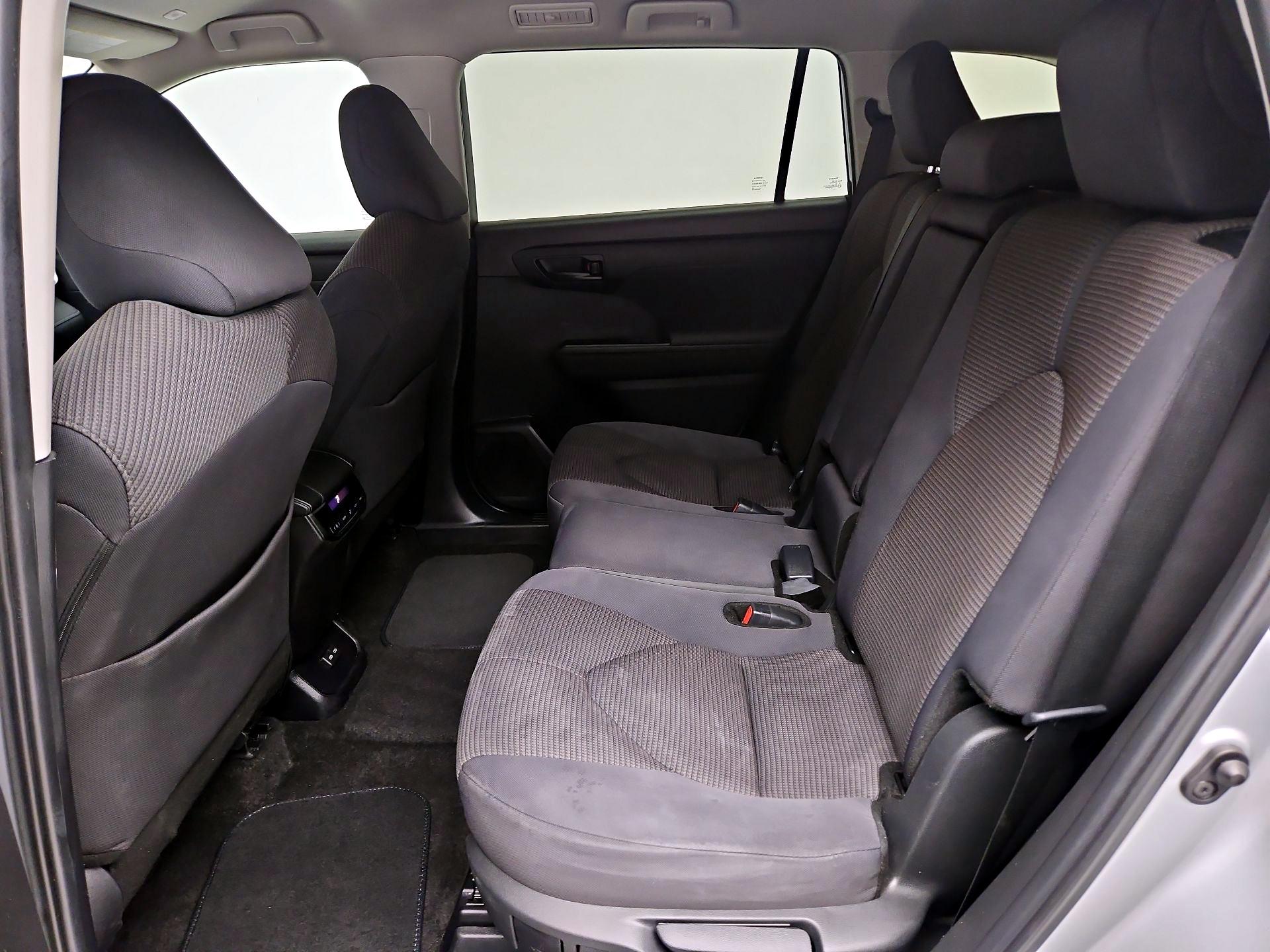 Thumbnail: 2024 Toyota Highlander - 19