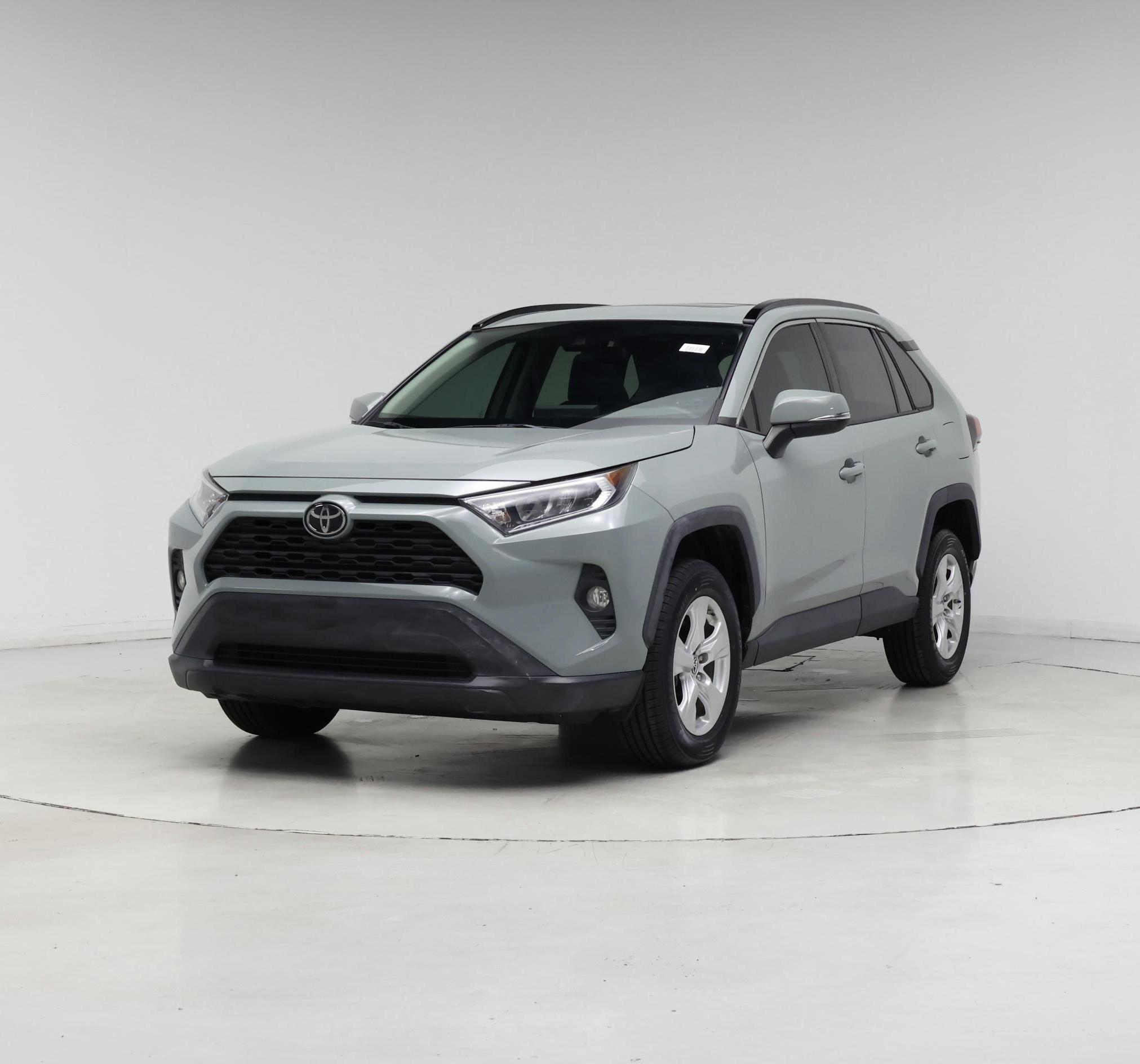 Thumbnail: 2019 Toyota RAV4 - 4