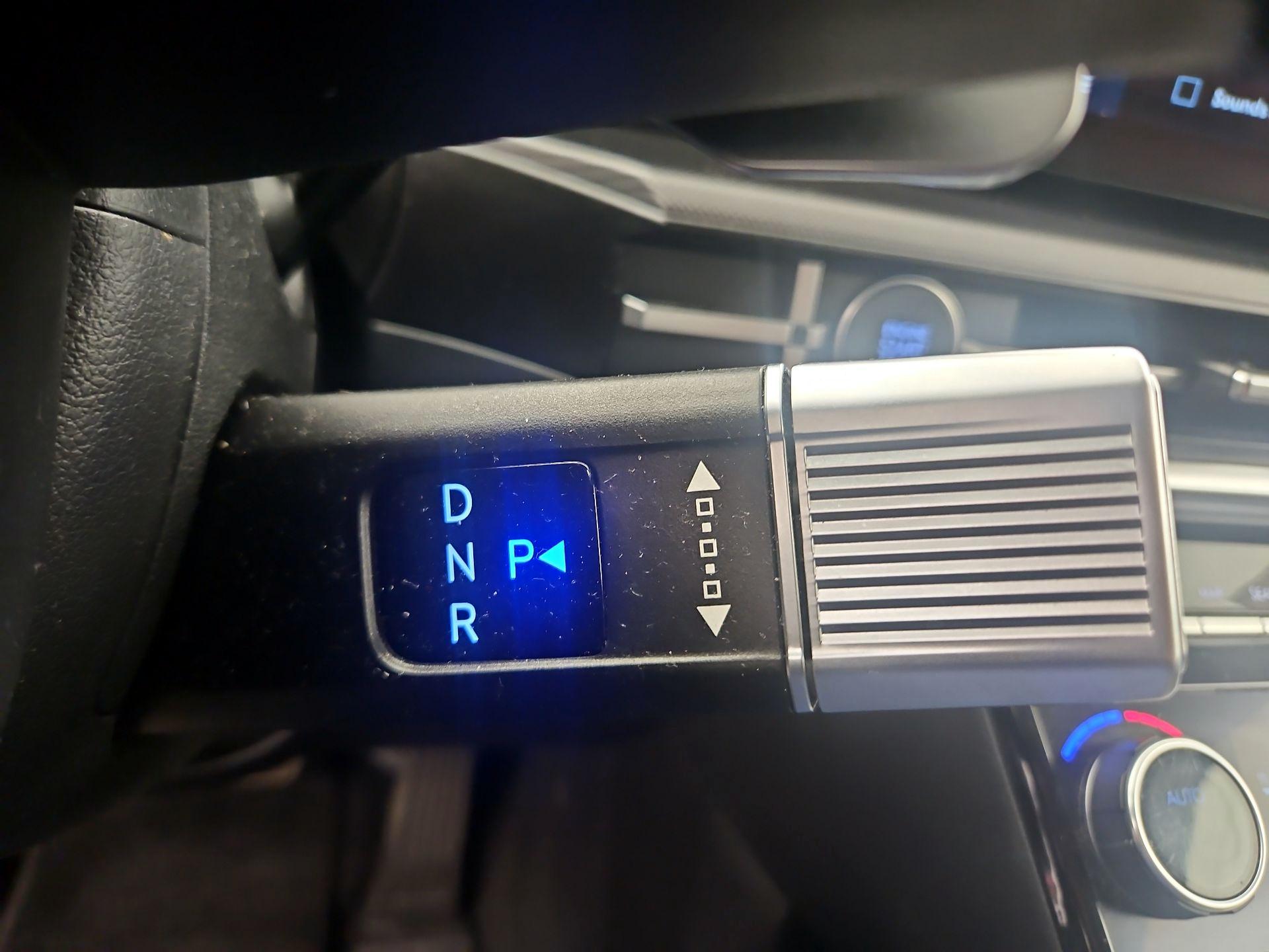 Thumbnail: 2024 Hyundai Santa Fe - 16