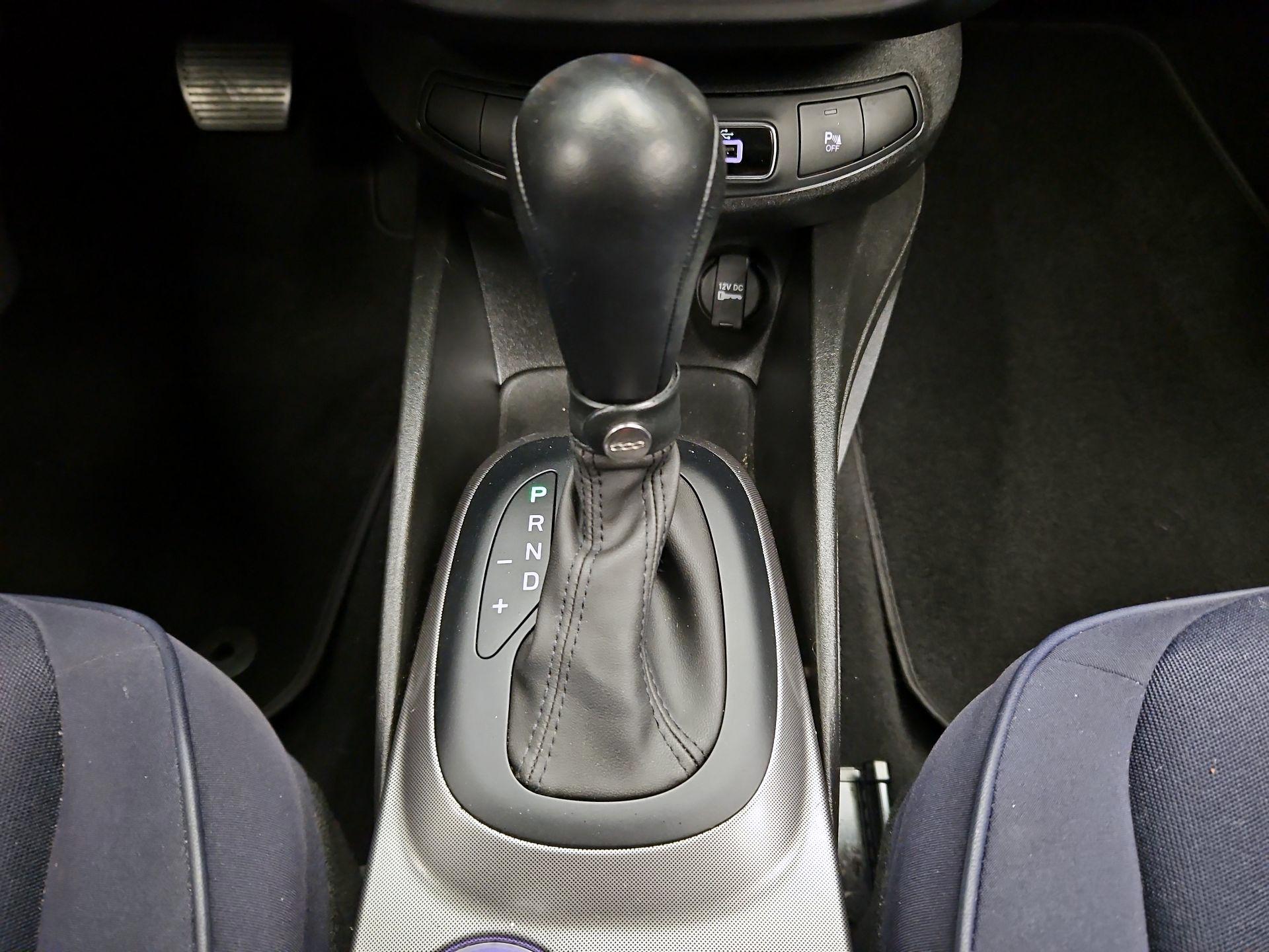 Thumbnail: 2022 Fiat 500X - 17