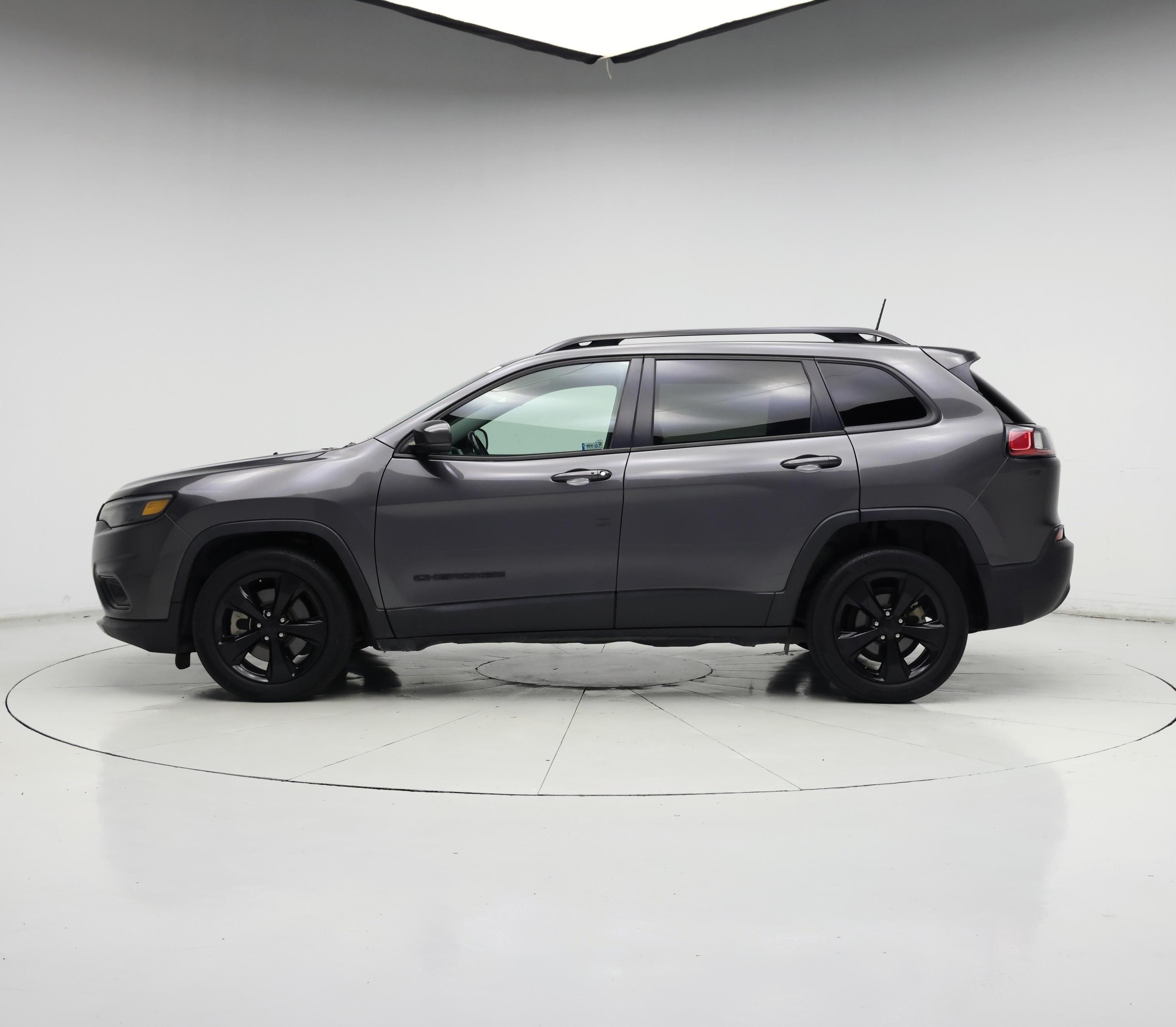 Thumbnail: 2021 Jeep Cherokee - 3