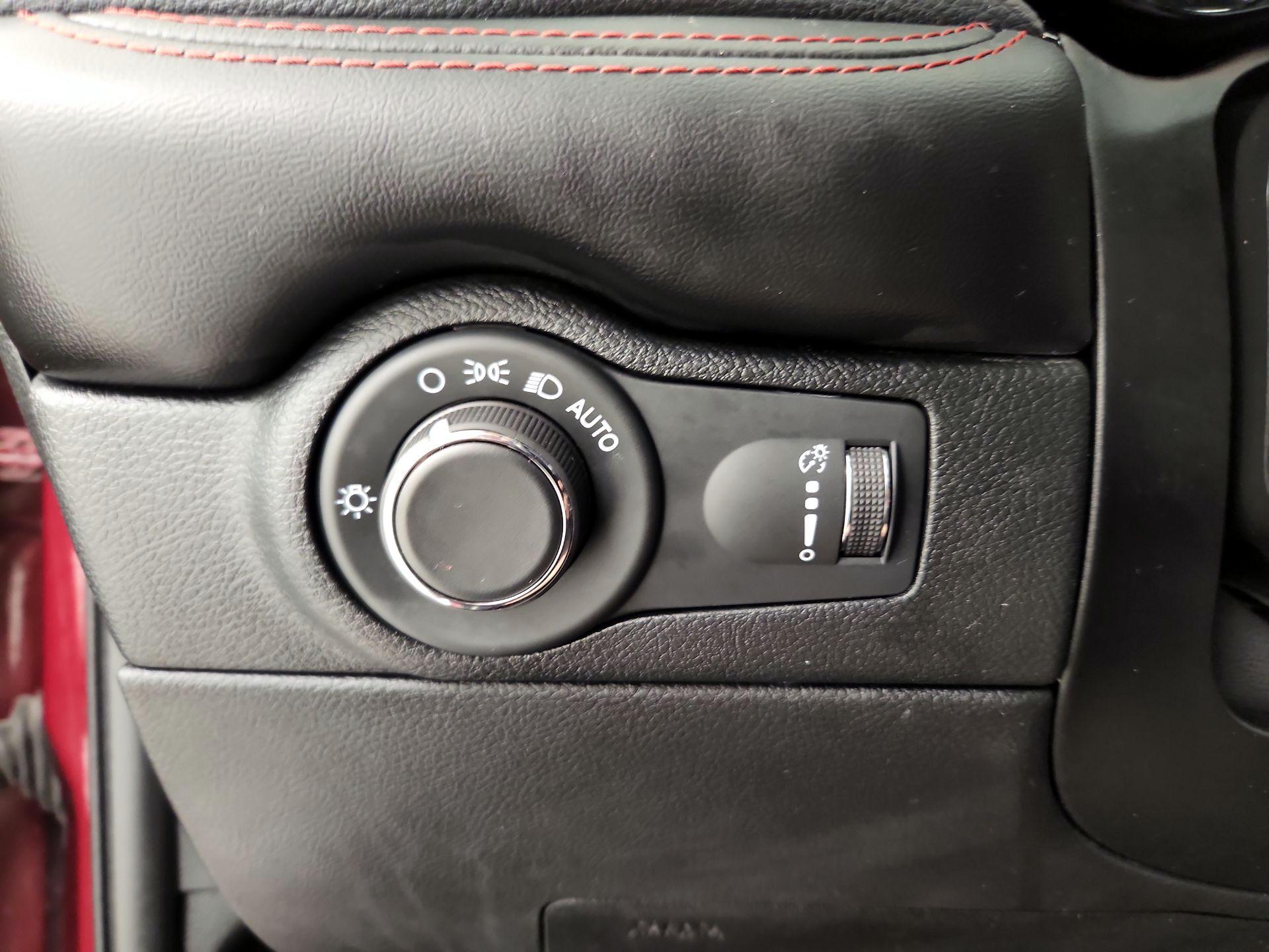 Thumbnail: 2023 Dodge Durango - 13