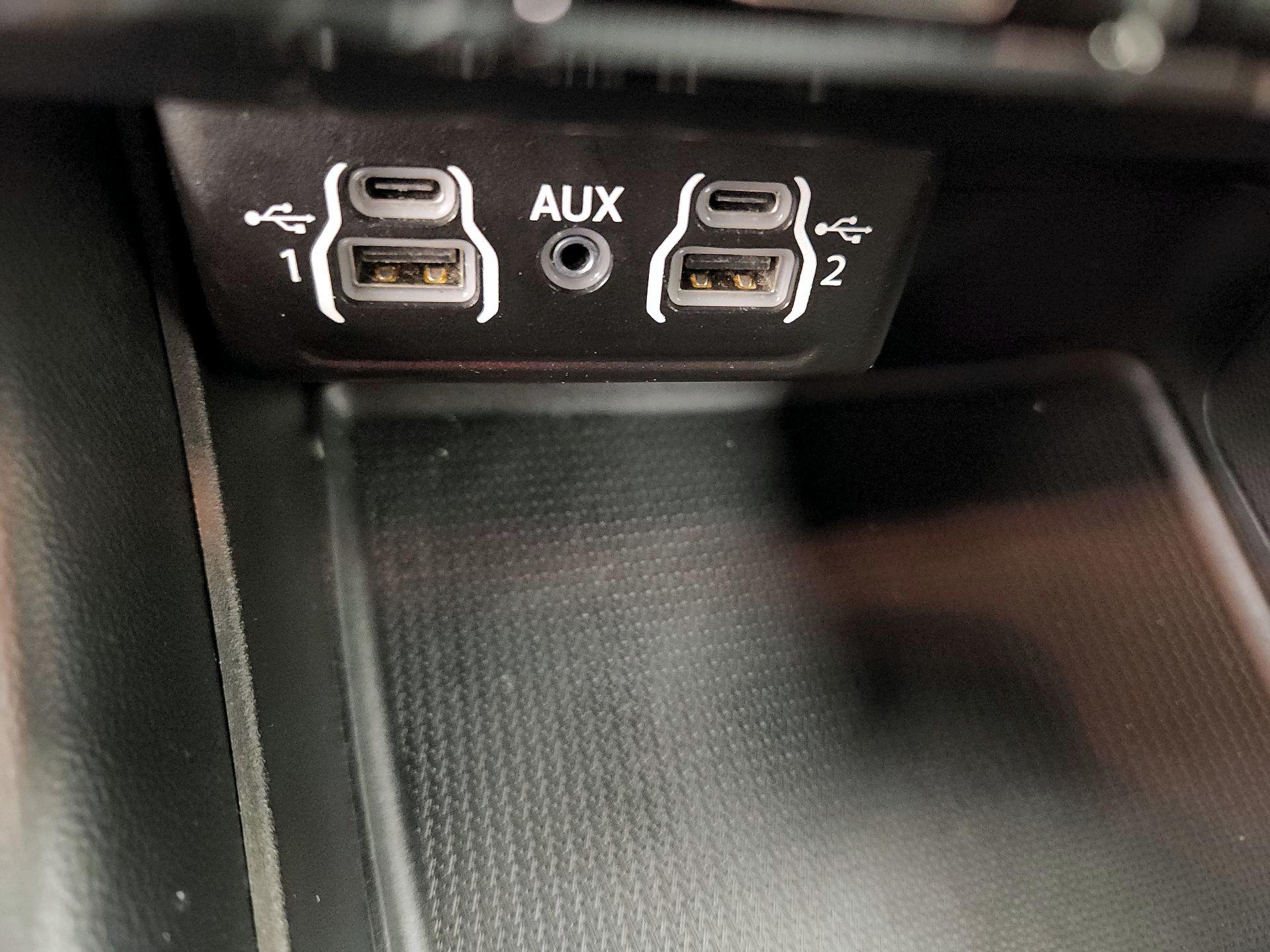 Thumbnail: 2023 Dodge Durango - 18