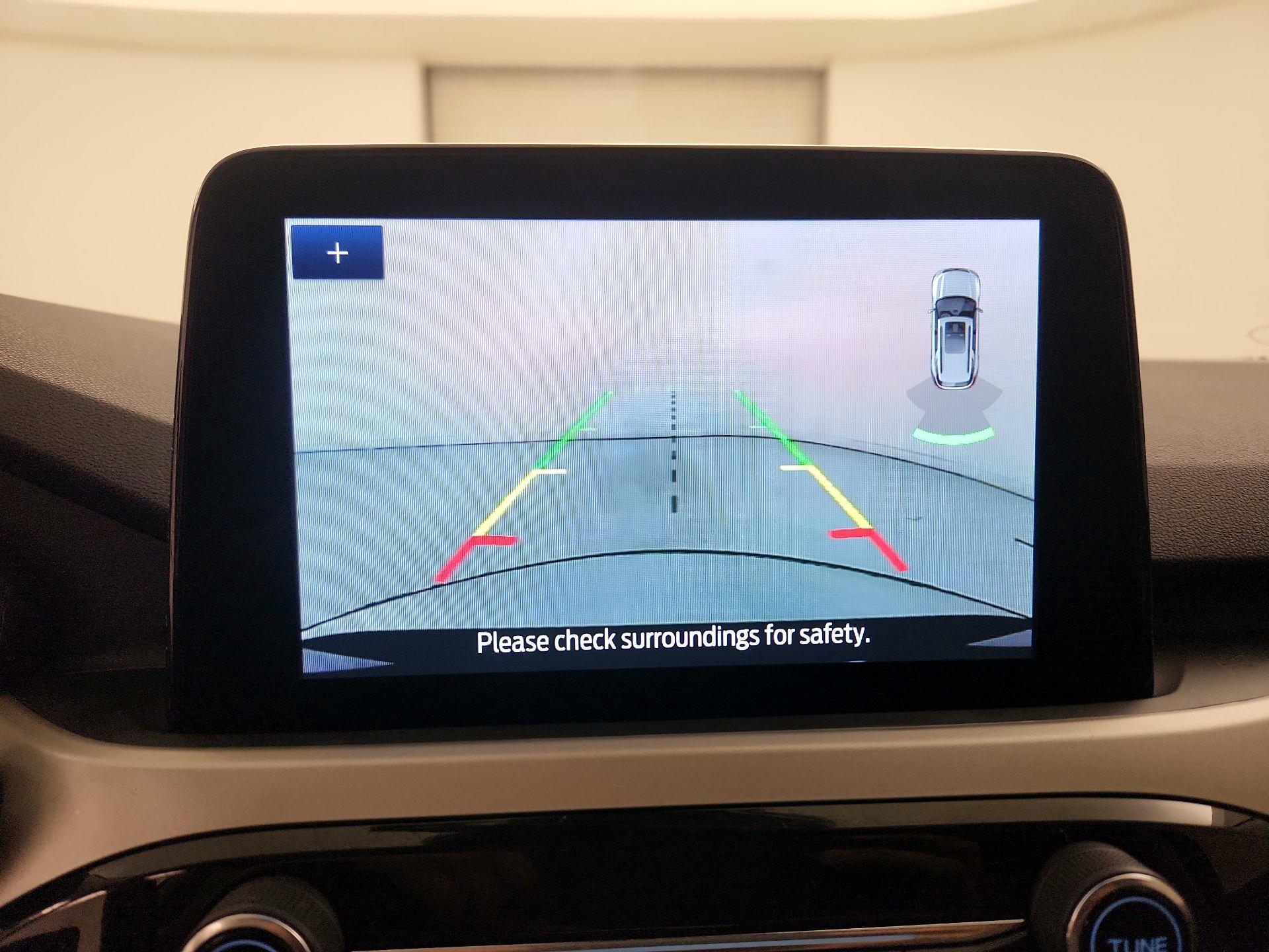 Thumbnail: 2022 Ford Escape - 14