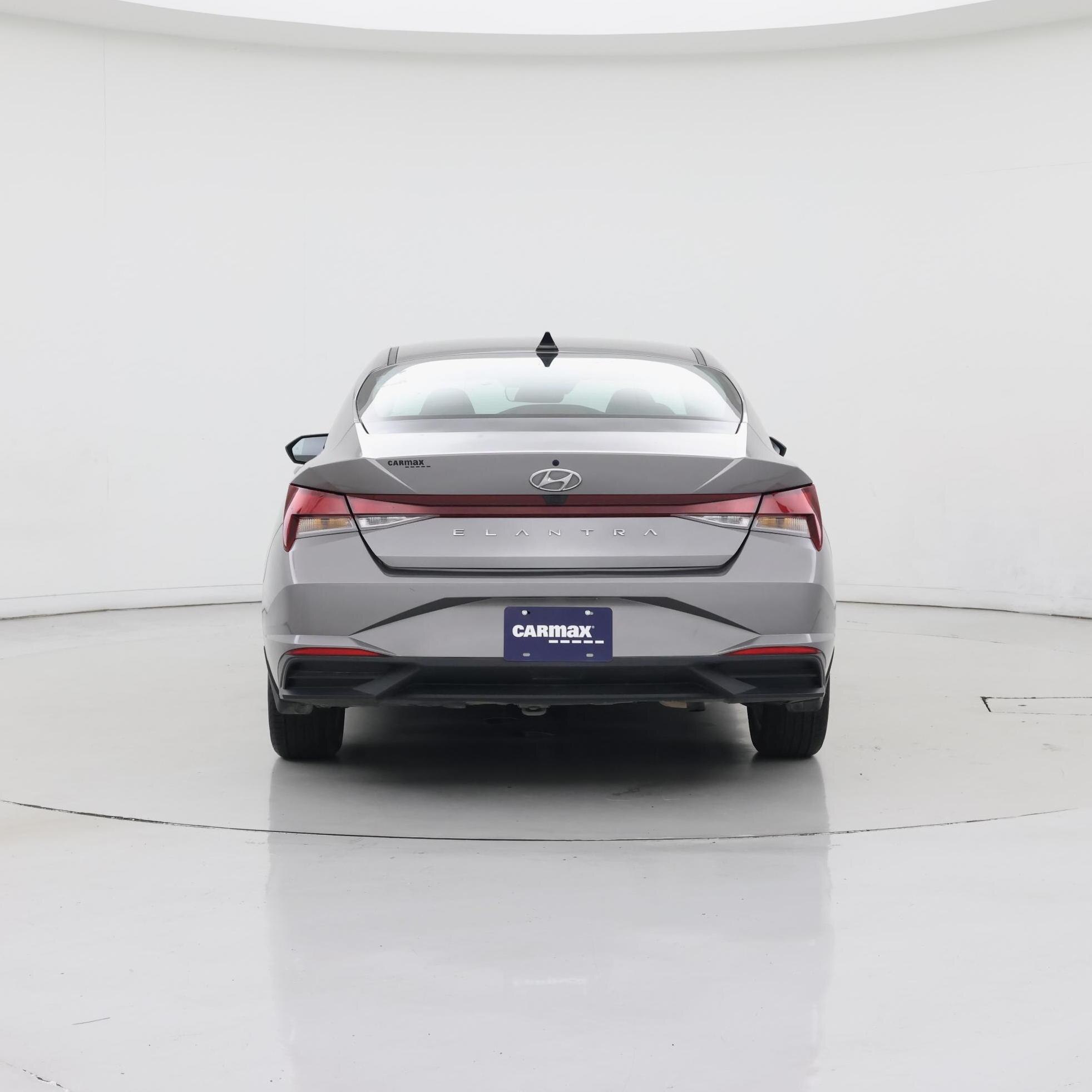 Thumbnail: 2022 Hyundai Elantra - 6