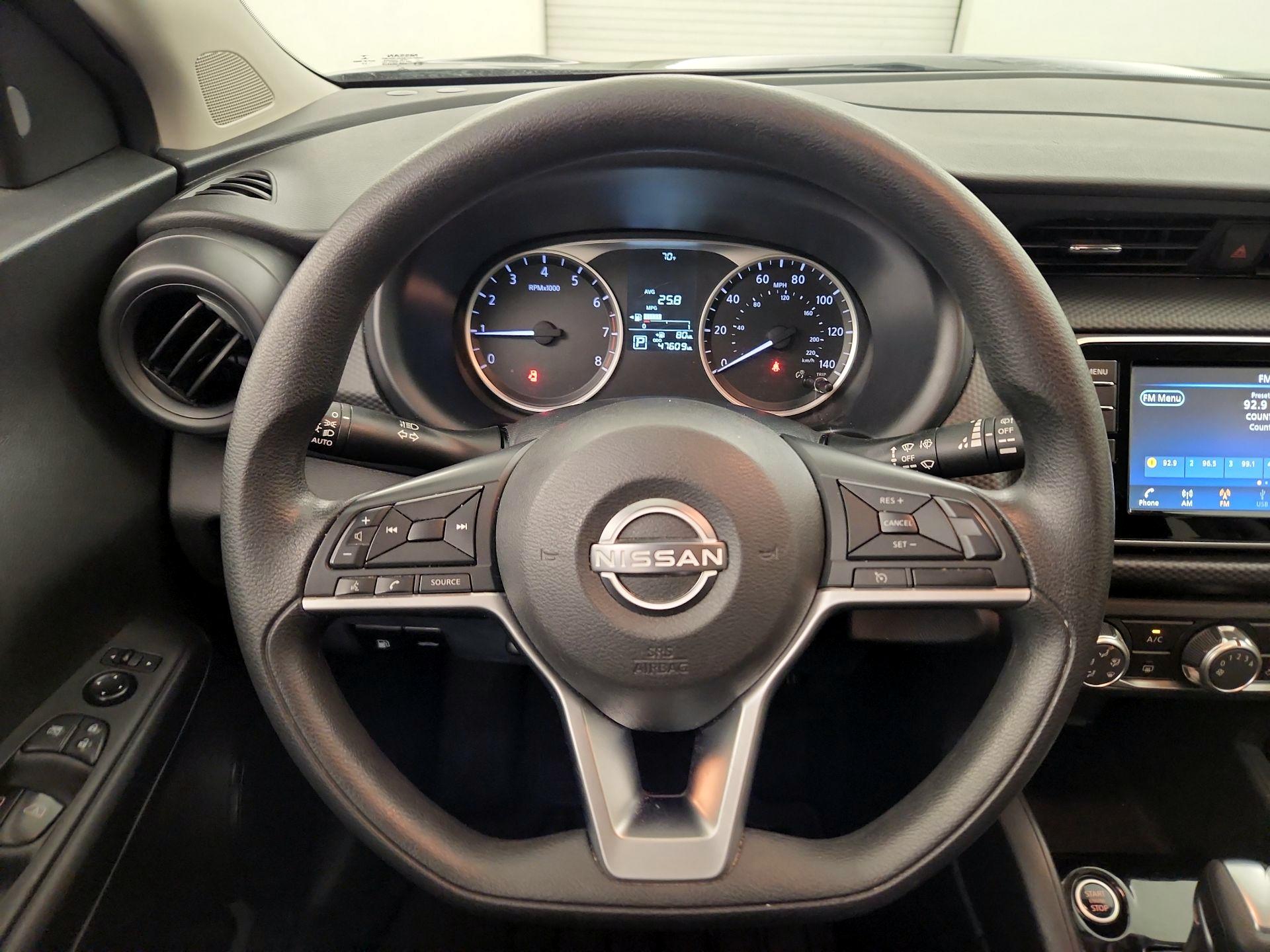 Thumbnail: 2022 Nissan Kicks - 10