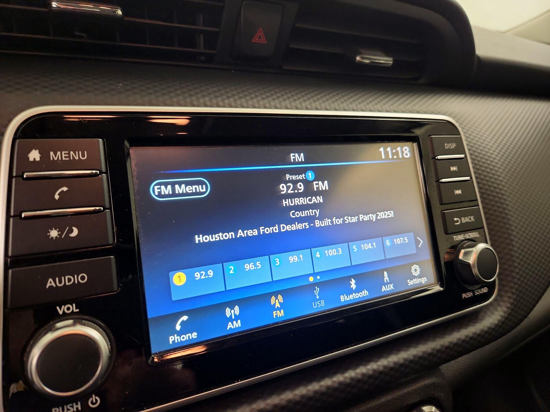 Thumbnail: 2022 Nissan Kicks - 15