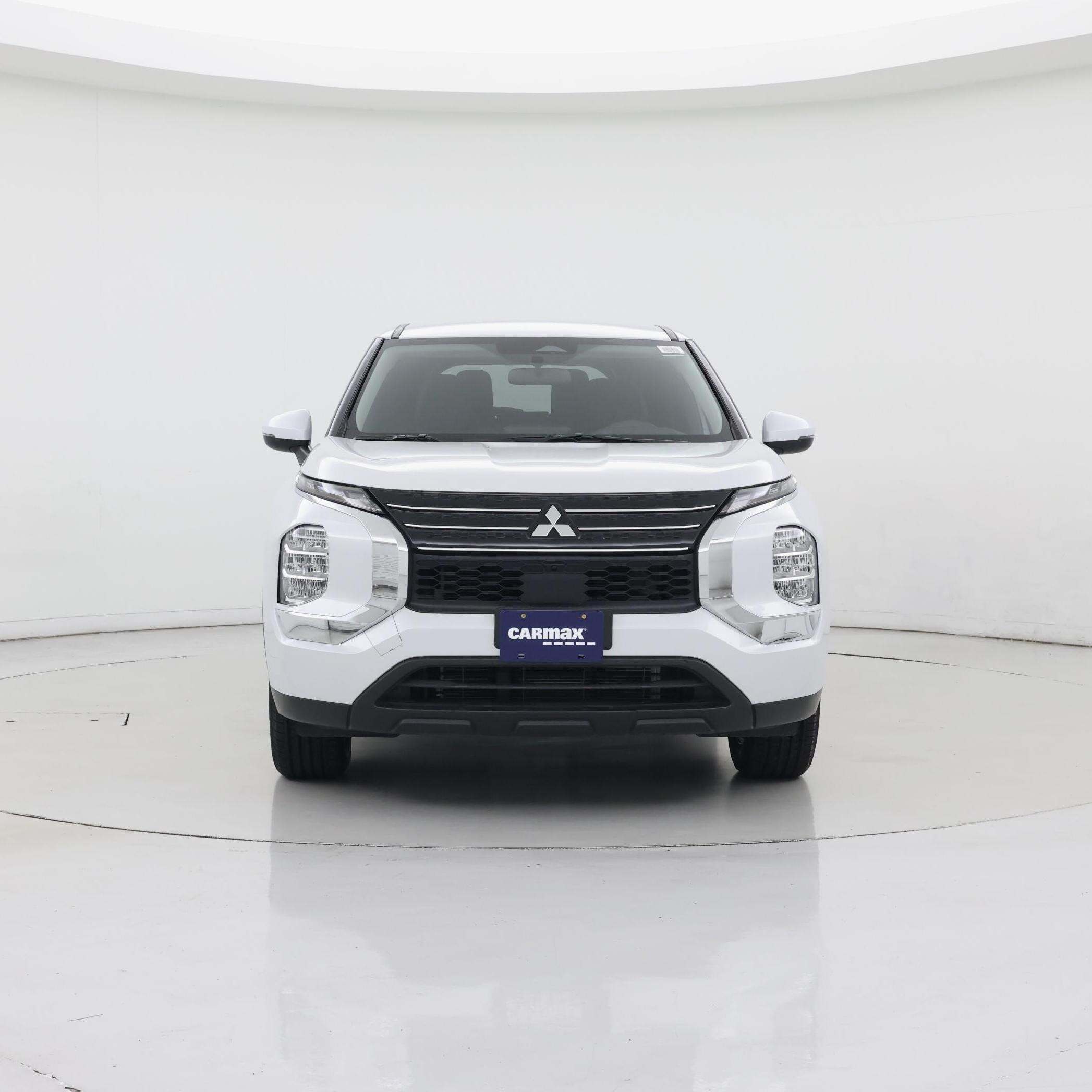 Thumbnail: 2024 Mitsubishi Outlander - 5