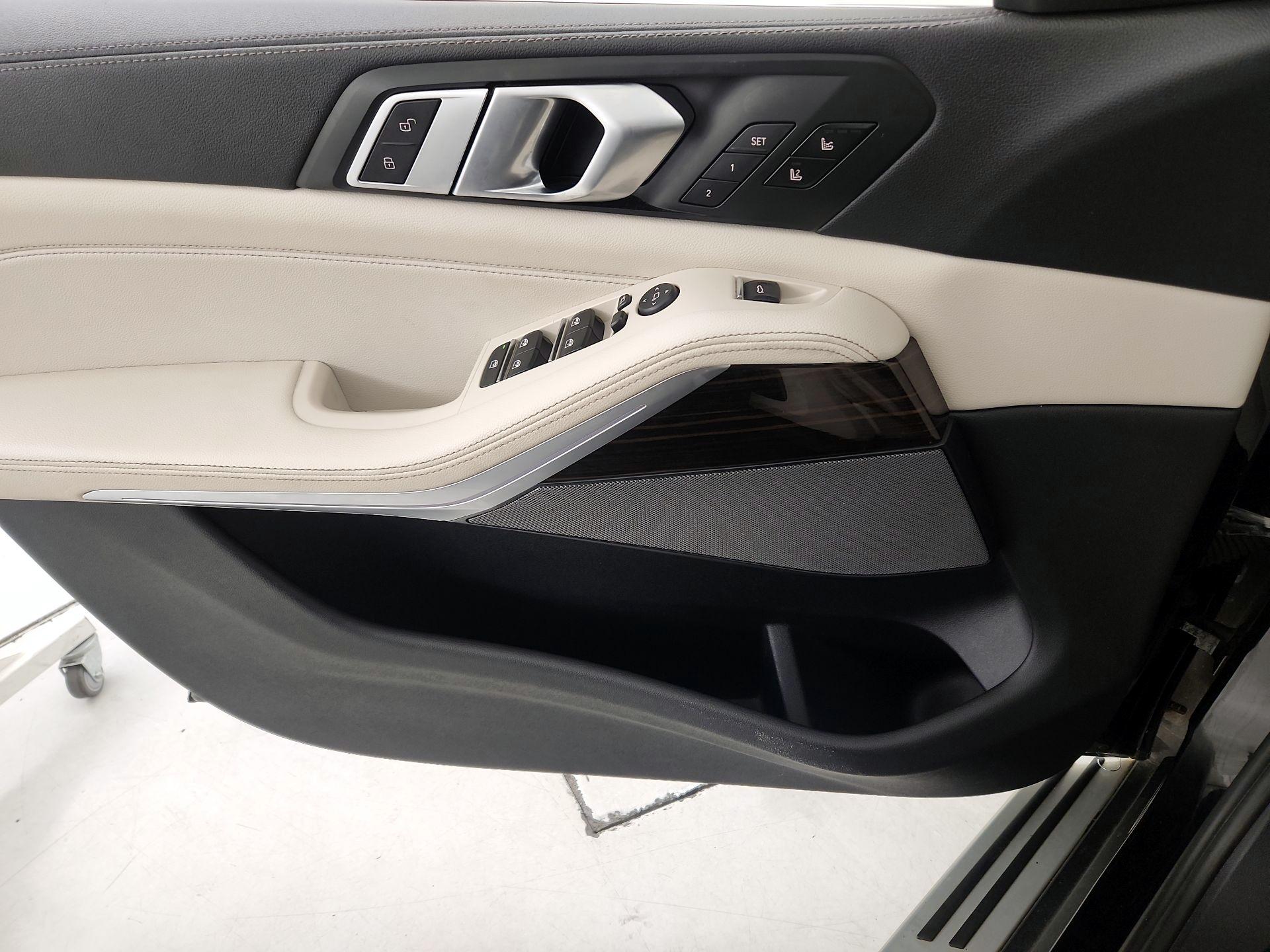 Thumbnail: 2020 BMW X5 - 12