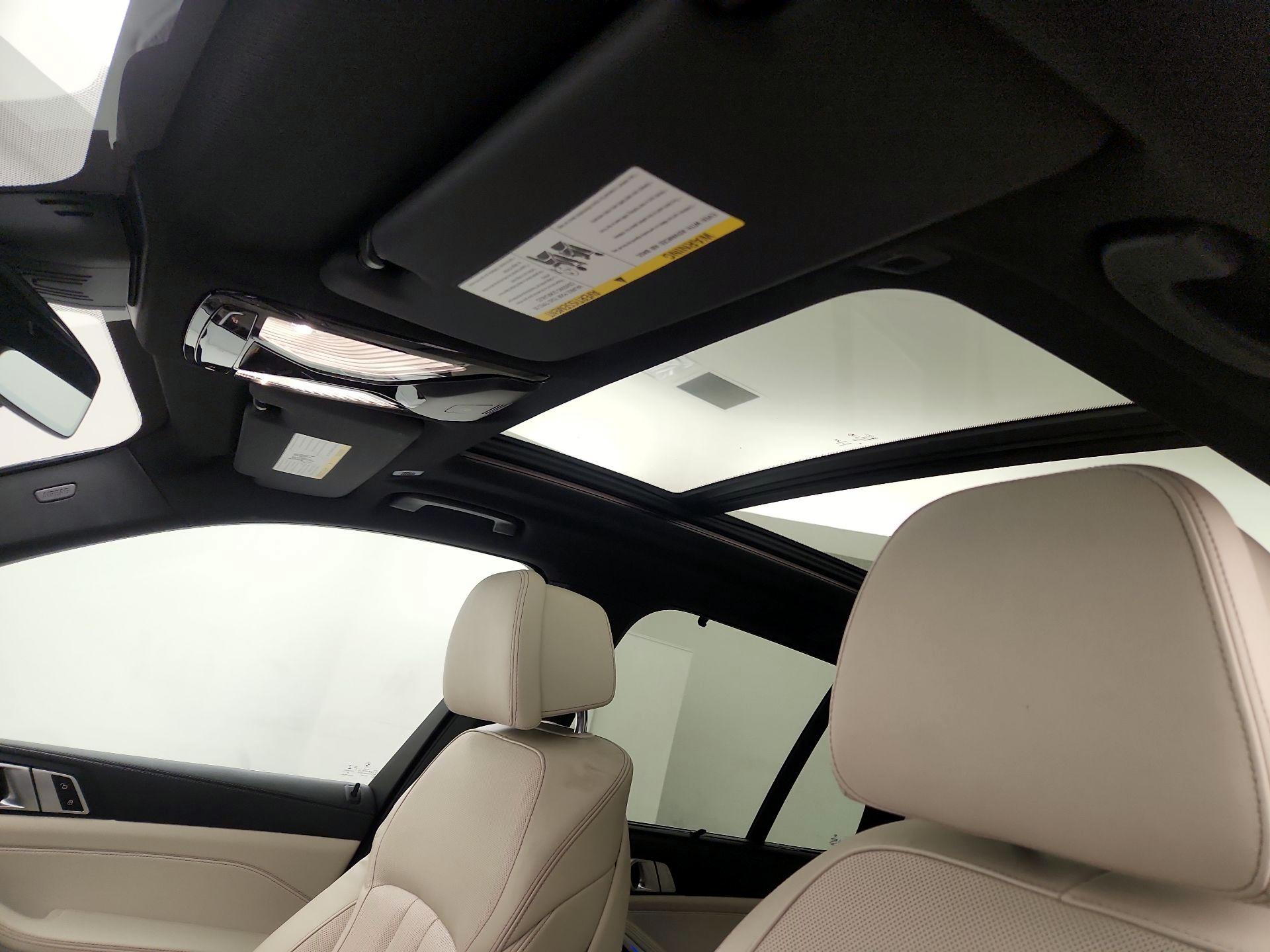 Thumbnail: 2020 BMW X5 - 20