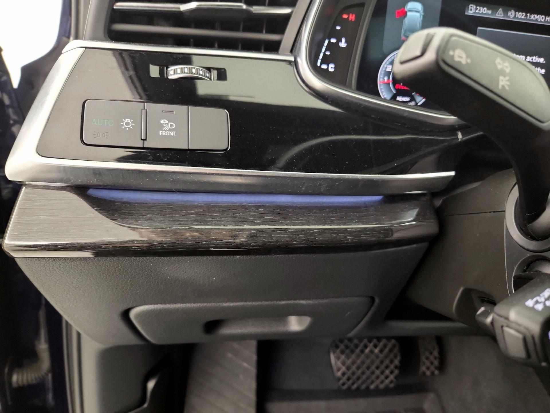 Thumbnail: 2021 Audi Q7 - 13