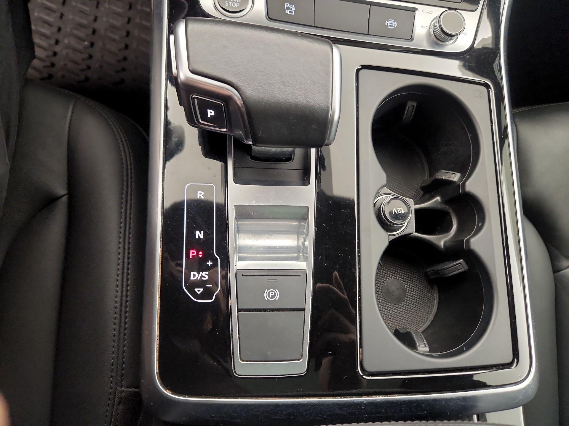 Thumbnail: 2021 Audi Q7 - 17