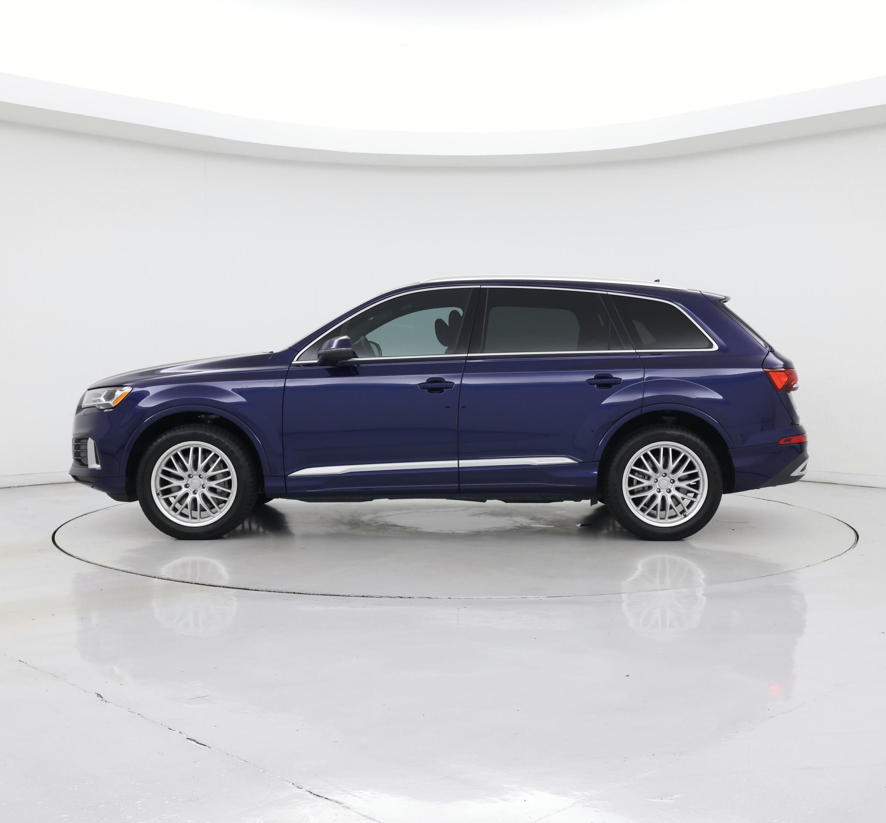 Thumbnail: 2021 Audi Q7 - 3