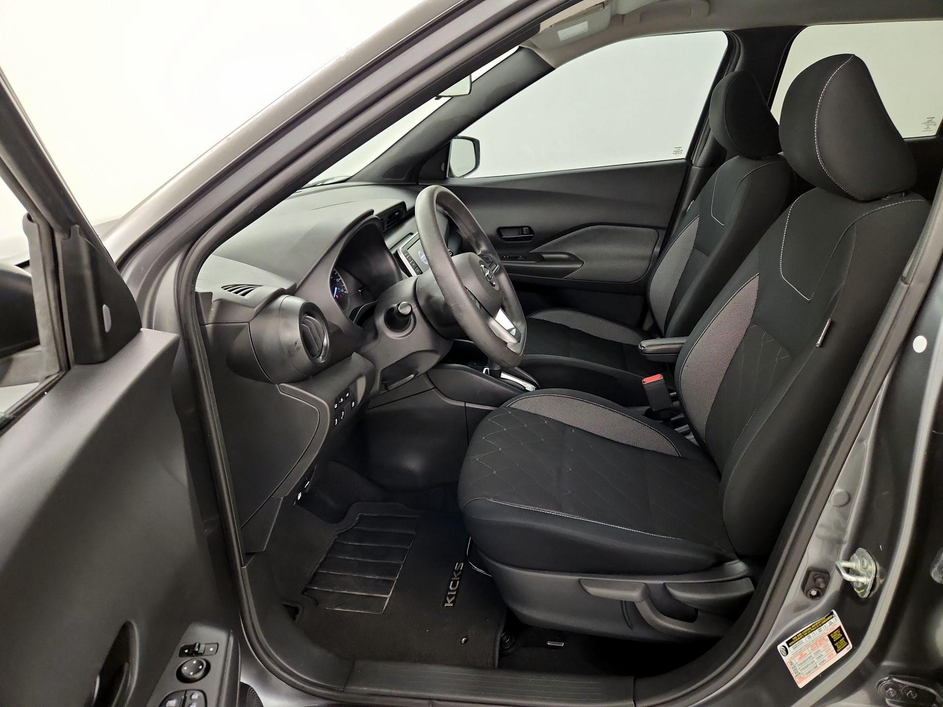 Thumbnail: 2020 Nissan Kicks - 11