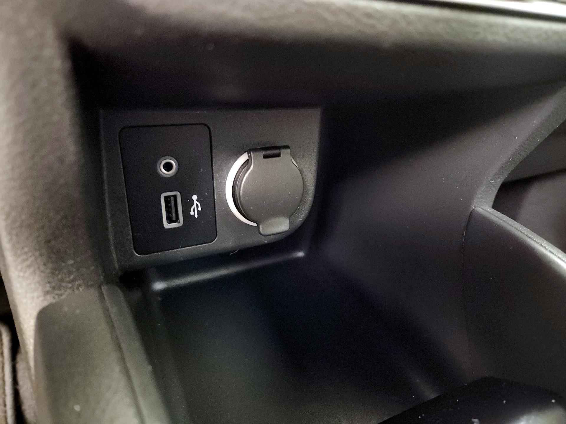 Thumbnail: 2020 Nissan Kicks - 18