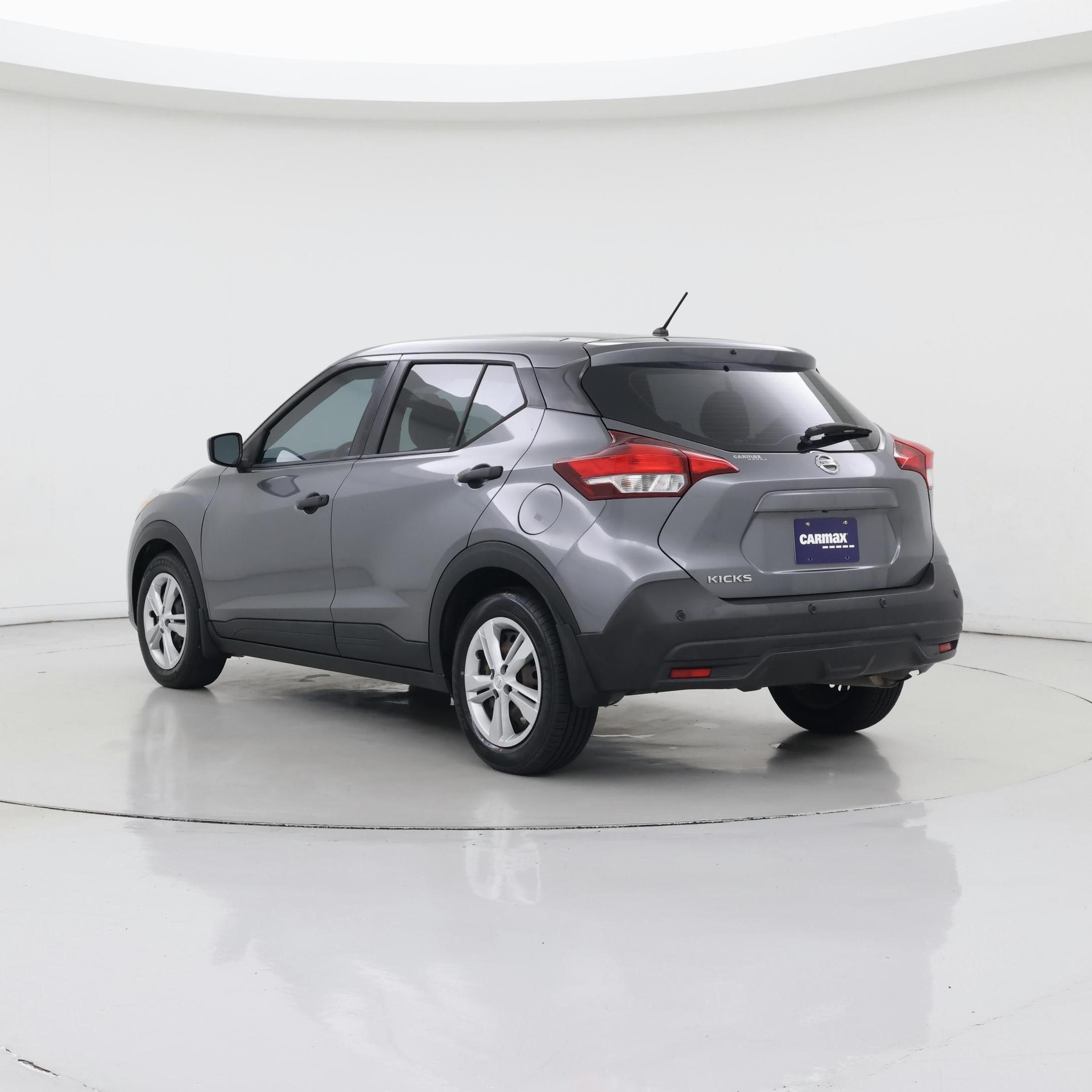 Thumbnail: 2020 Nissan Kicks - 2