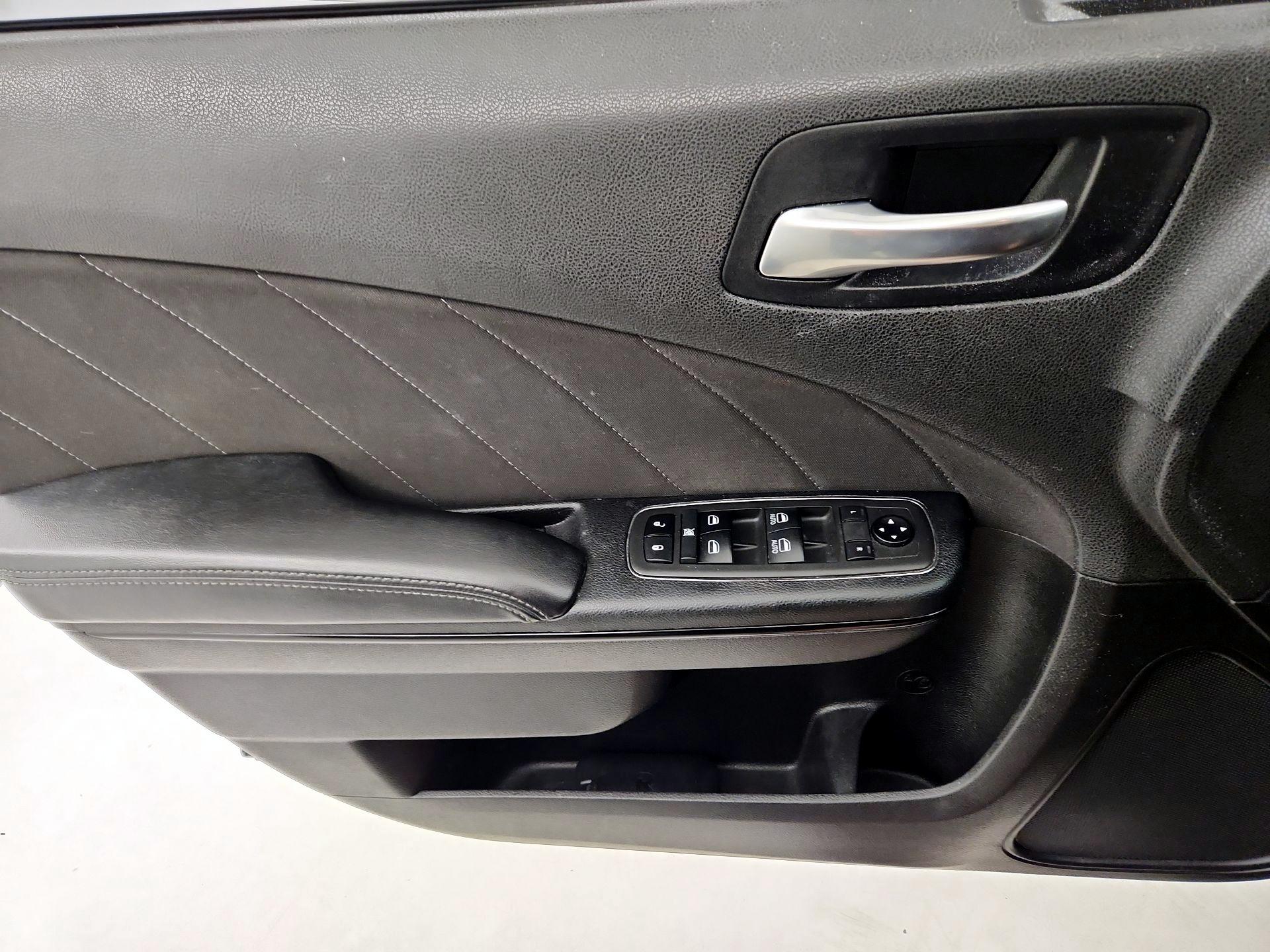 Thumbnail: 2021 Dodge Charger - 12