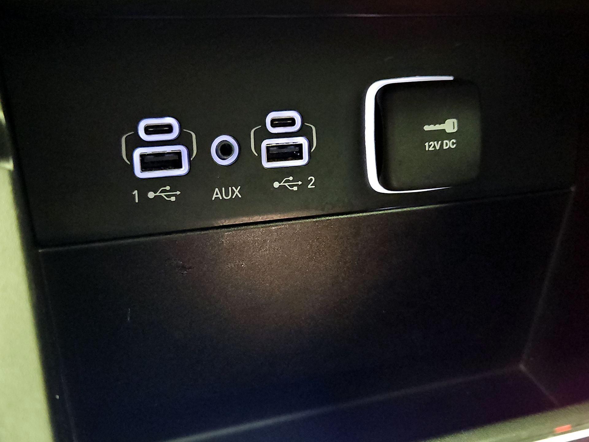 Thumbnail: 2023 Jeep Grand Cherokee - 19