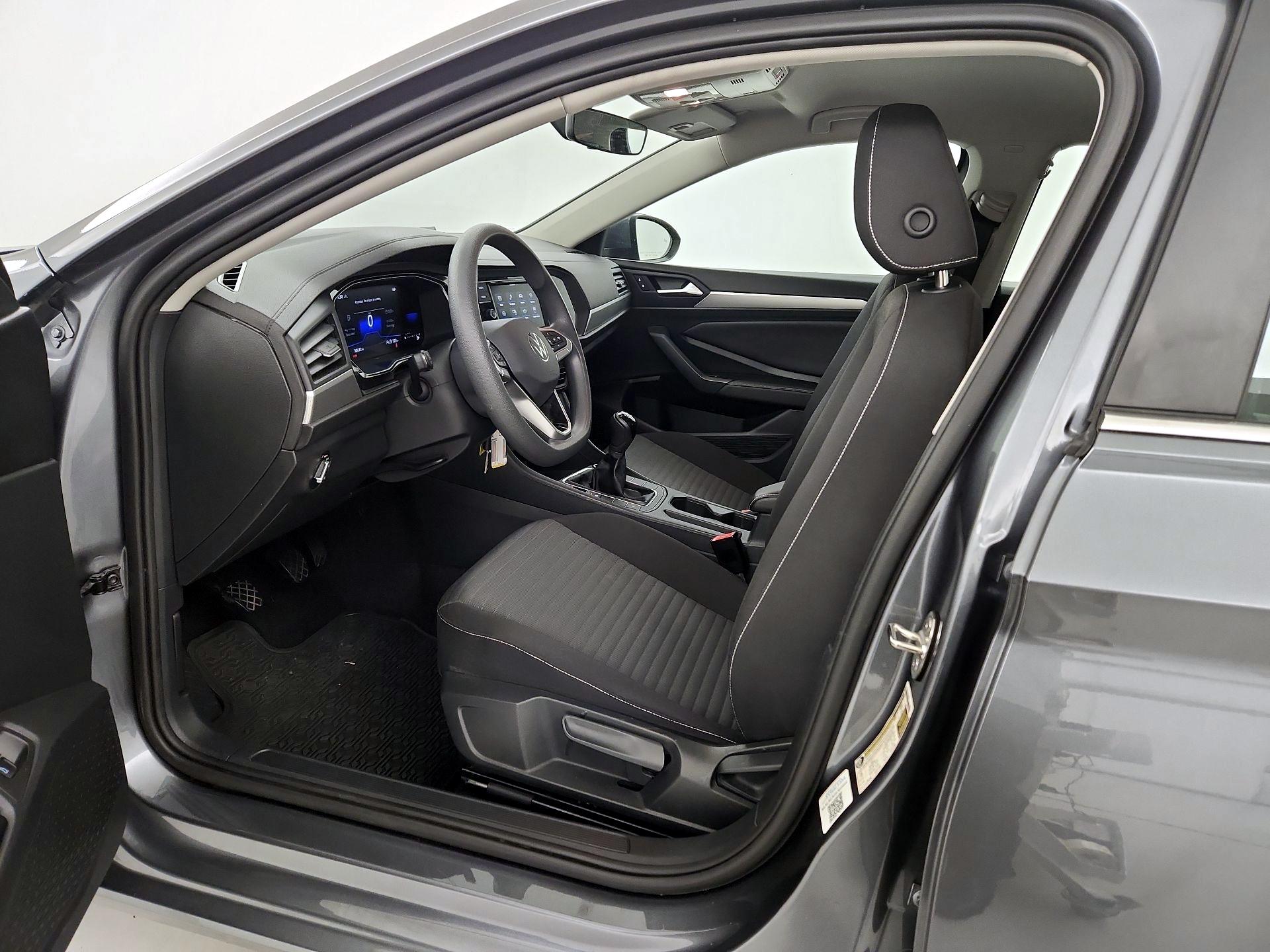 Thumbnail: 2023 Volkswagen Jetta - 11