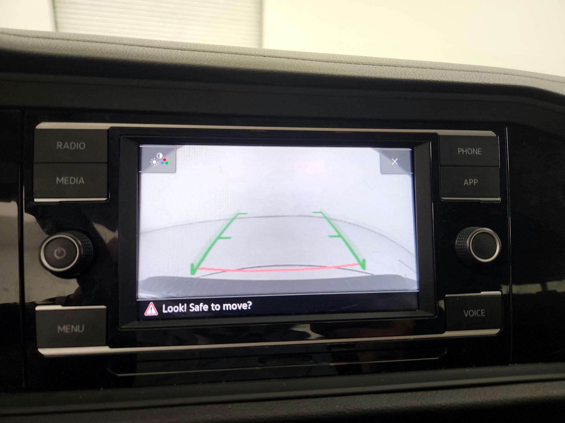 Thumbnail: 2023 Volkswagen Jetta - 14