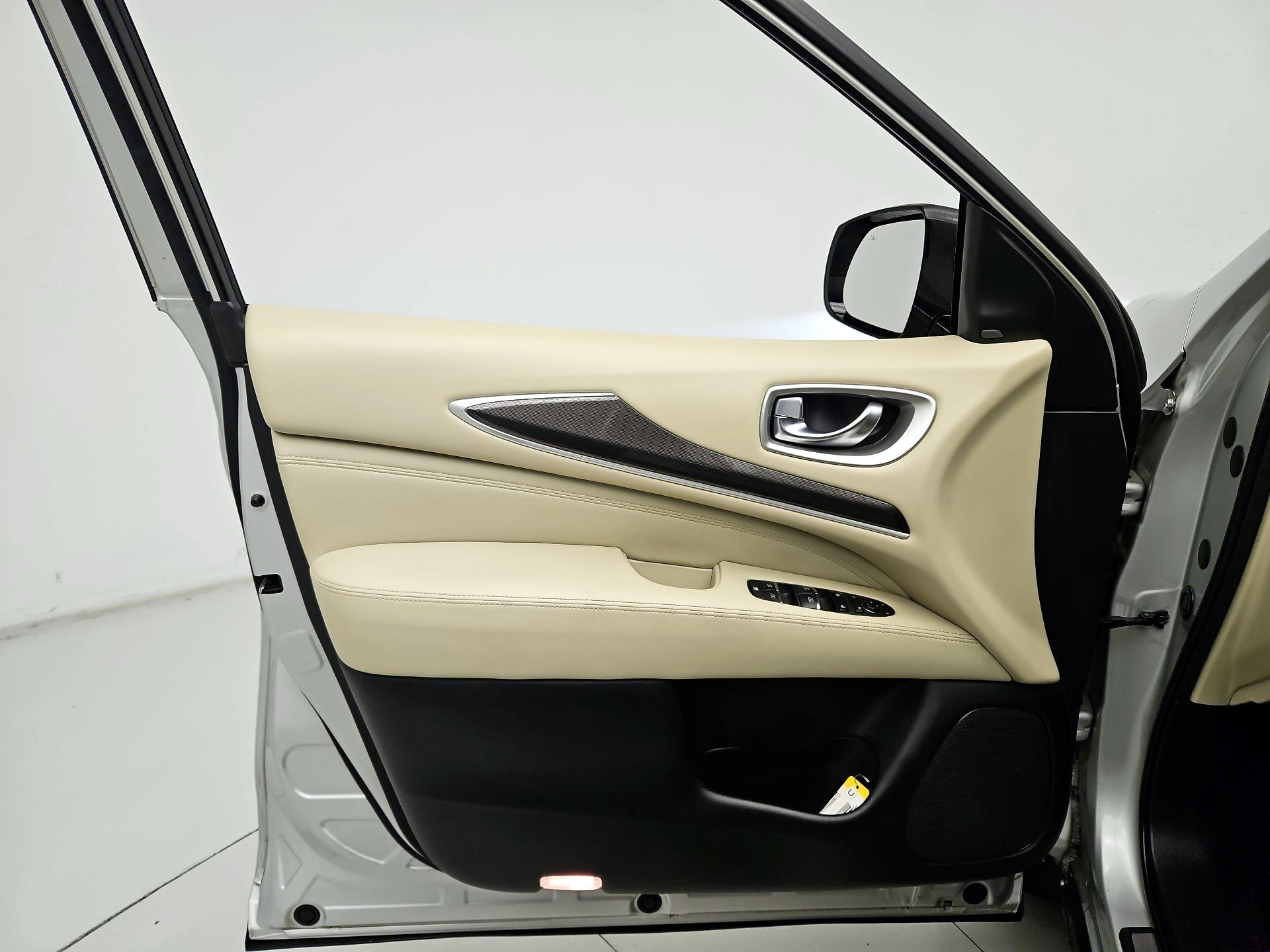 Thumbnail: 2020 INFINITI QX60 - 12