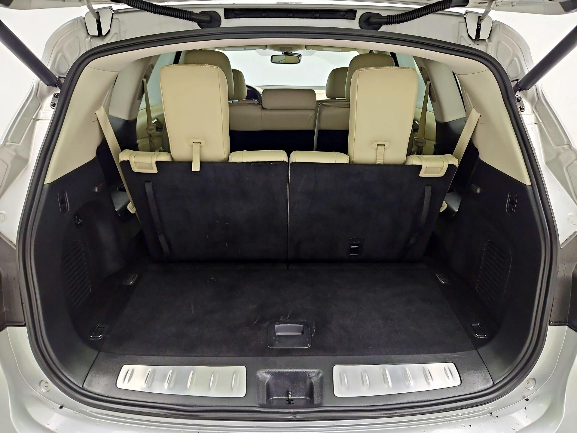 Thumbnail: 2020 INFINITI QX60 - 18