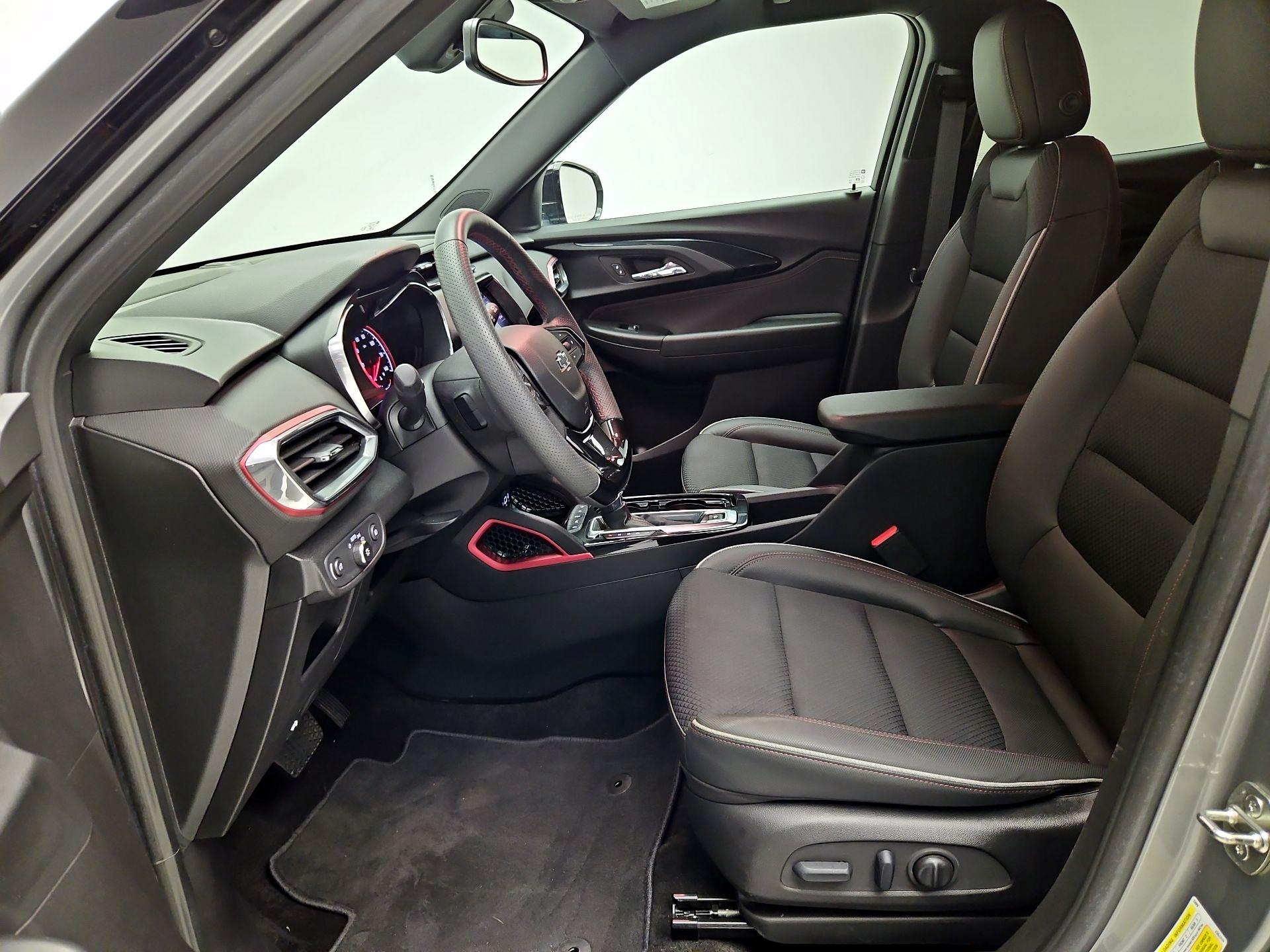 Thumbnail: 2023 Chevrolet TrailBlazer - 11