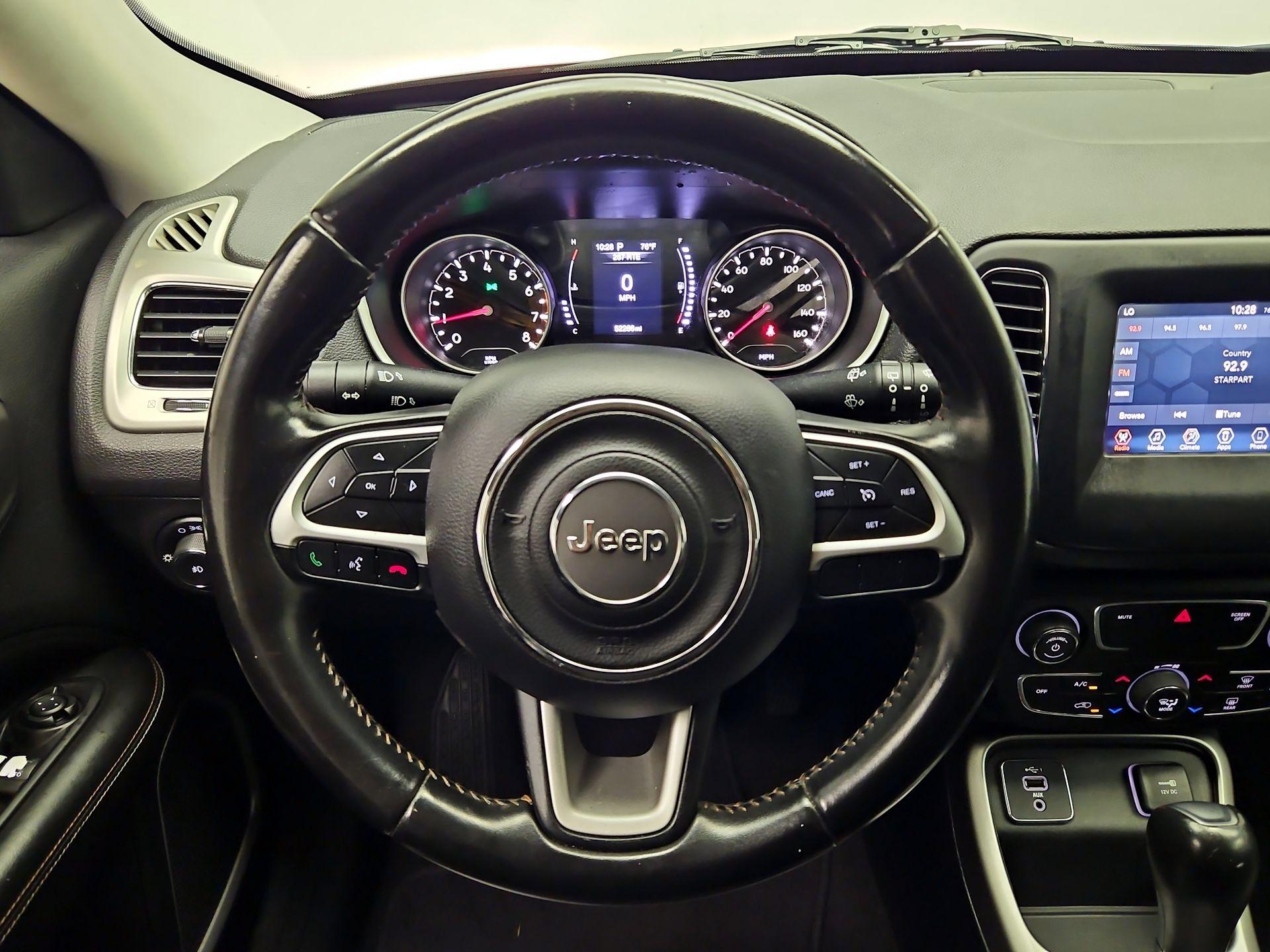 Thumbnail: 2020 Jeep Compass - 10