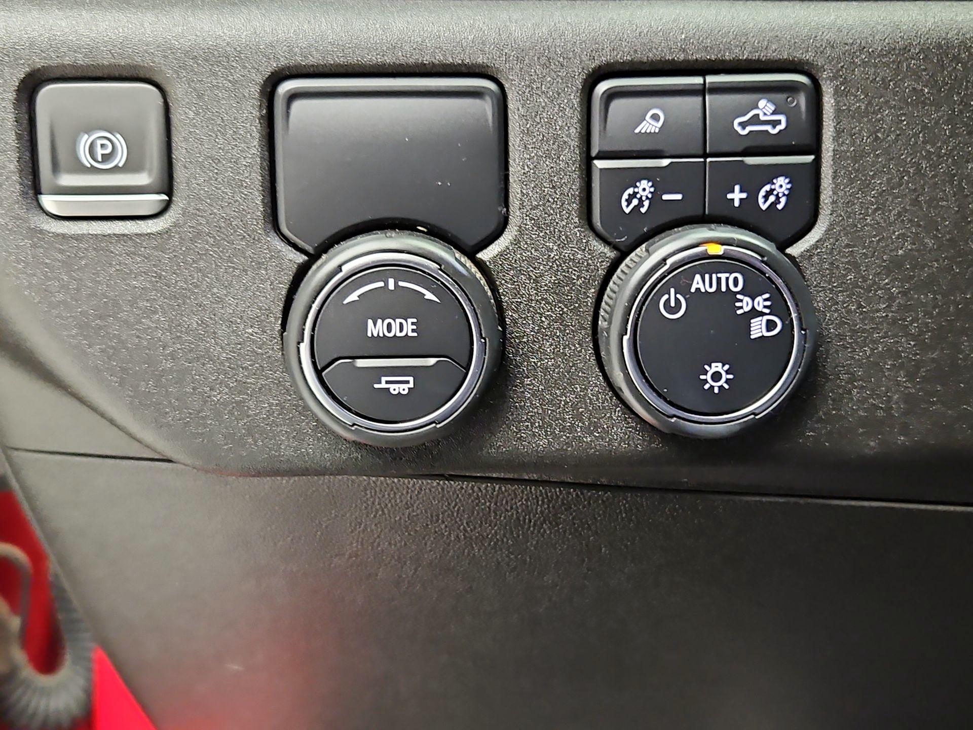 Thumbnail: 2024 Chevrolet Silverado 1500 - 13