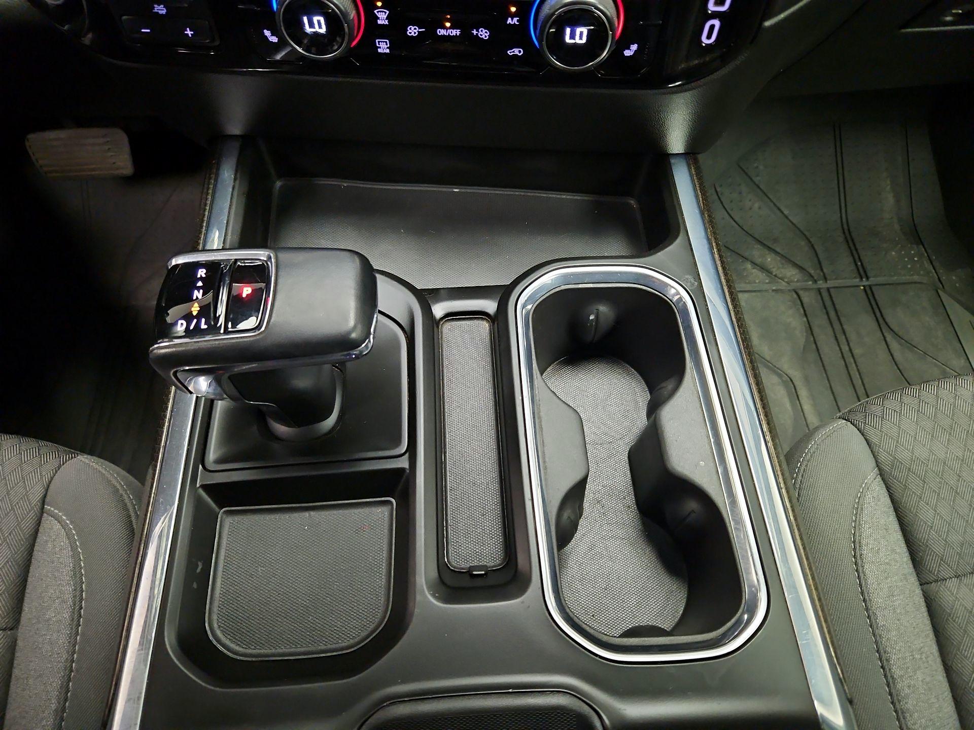 Thumbnail: 2024 Chevrolet Silverado 1500 - 17