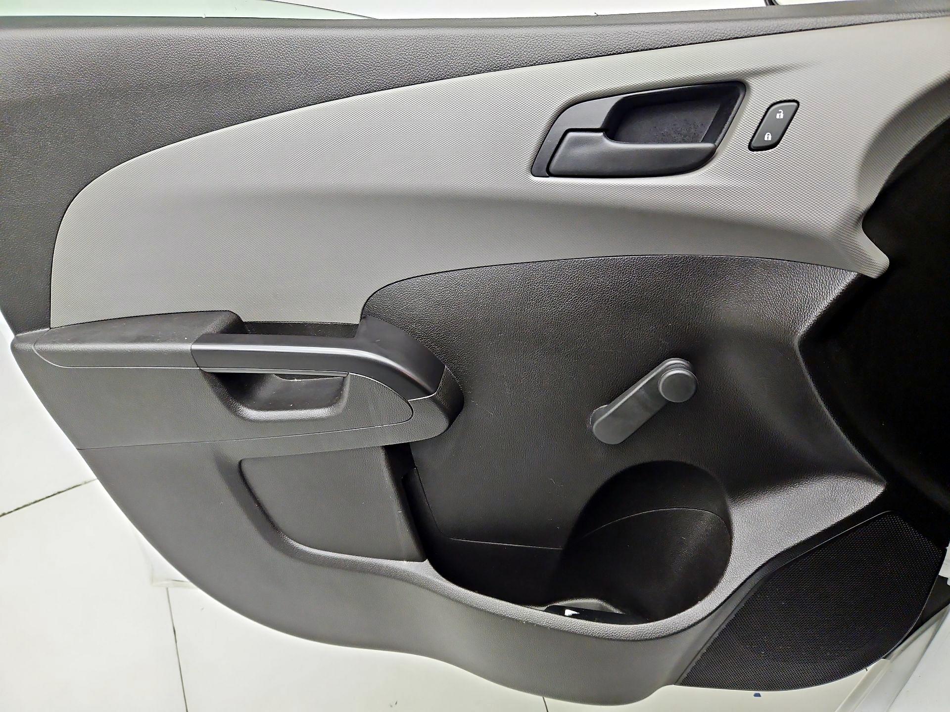 Thumbnail: 2020 Chevrolet Sonic - 12