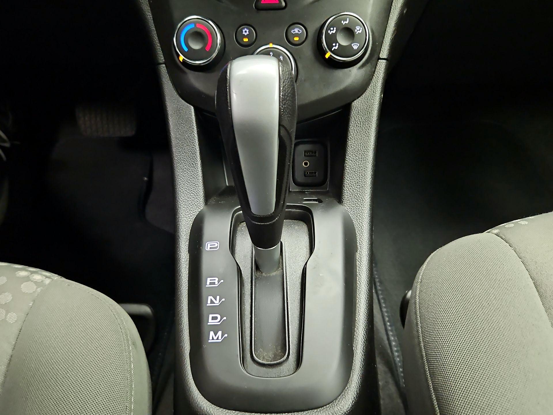 Thumbnail: 2020 Chevrolet Sonic - 17