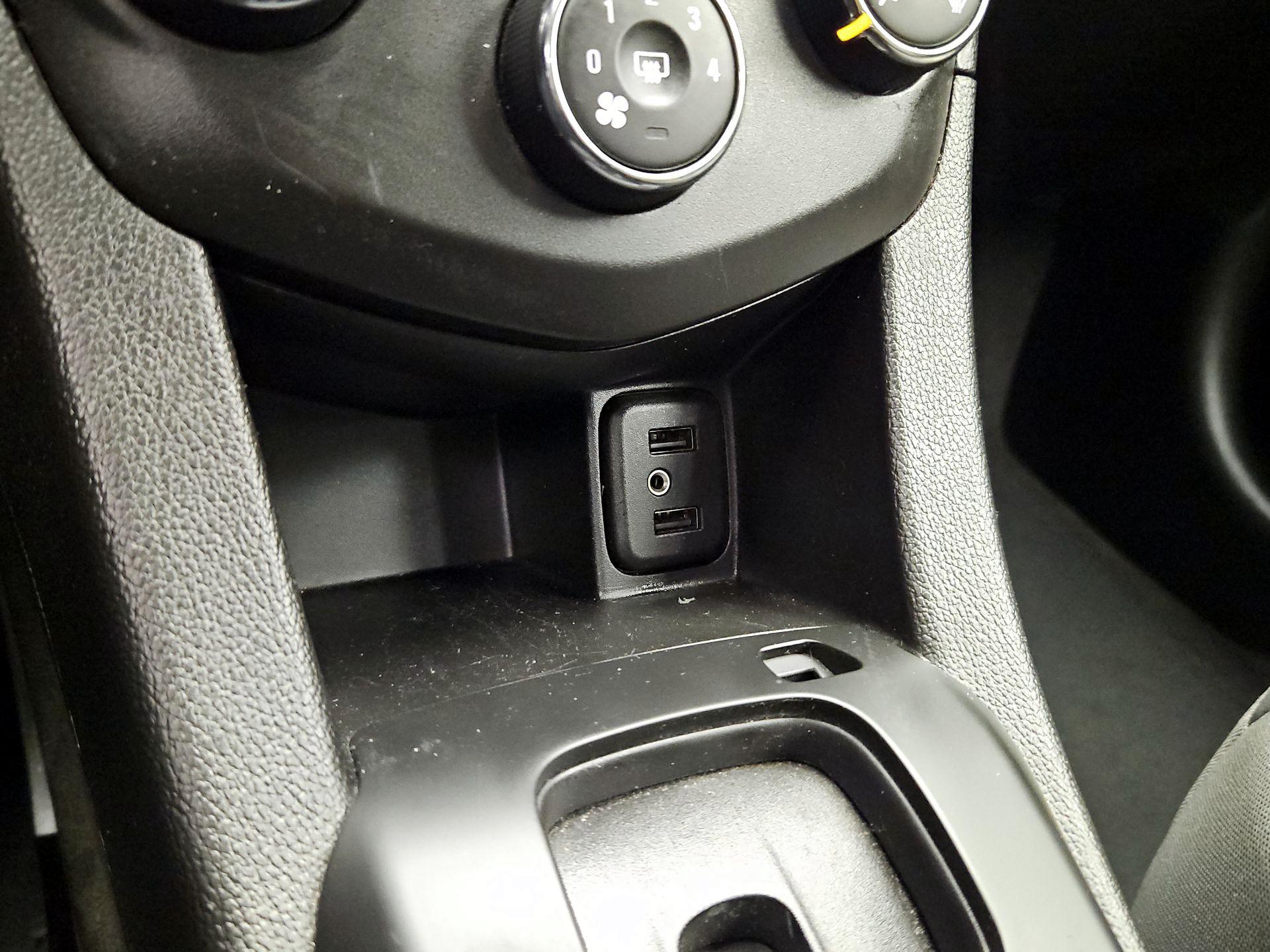 Thumbnail: 2020 Chevrolet Sonic - 18