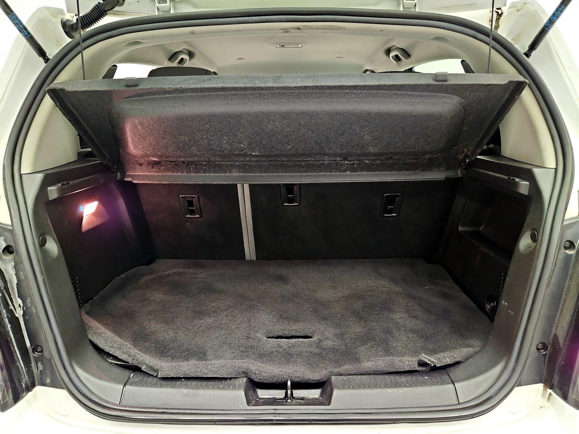 Thumbnail: 2020 Chevrolet Sonic - 20