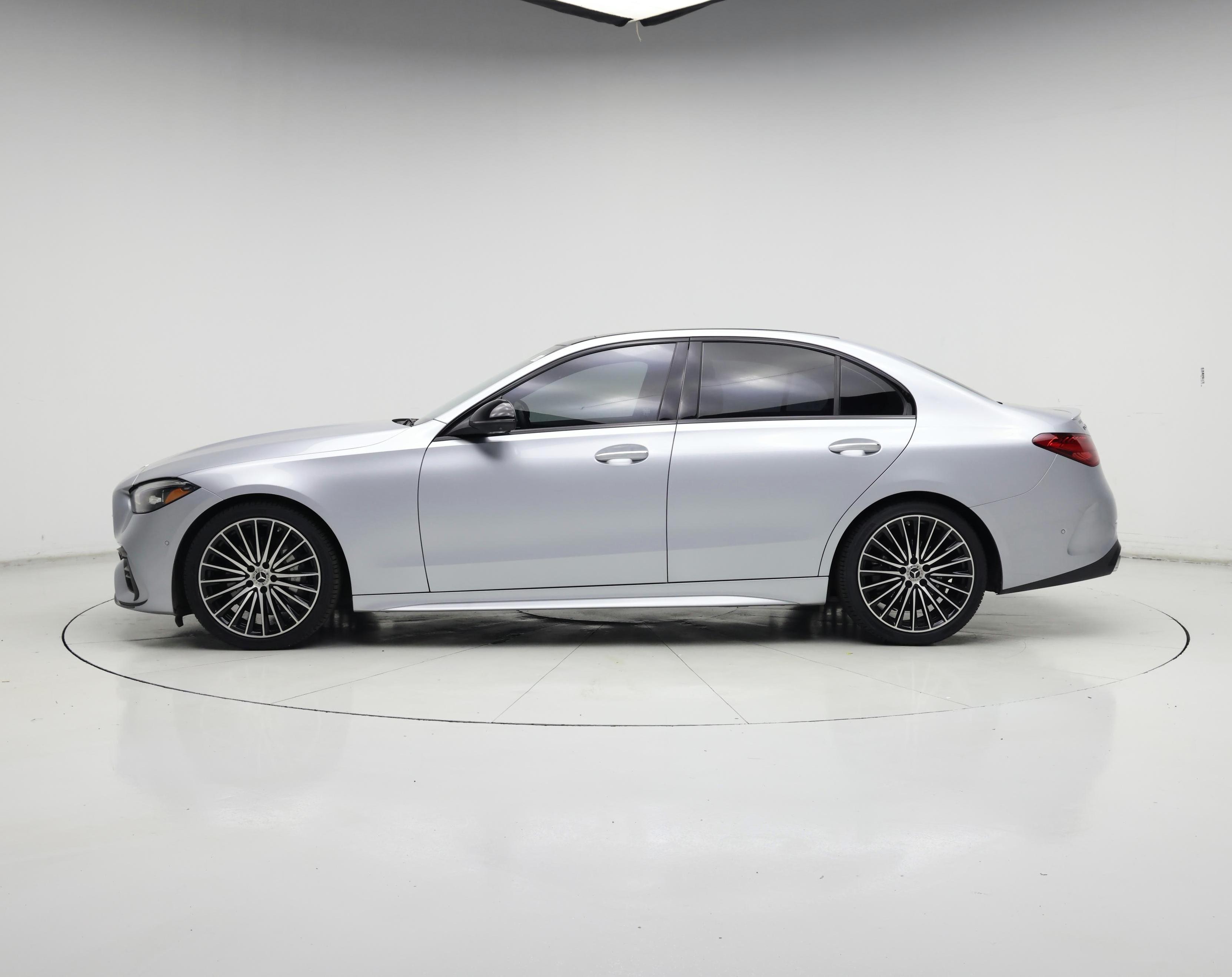 Thumbnail: 2023 Mercedes-Benz C-Class - 3