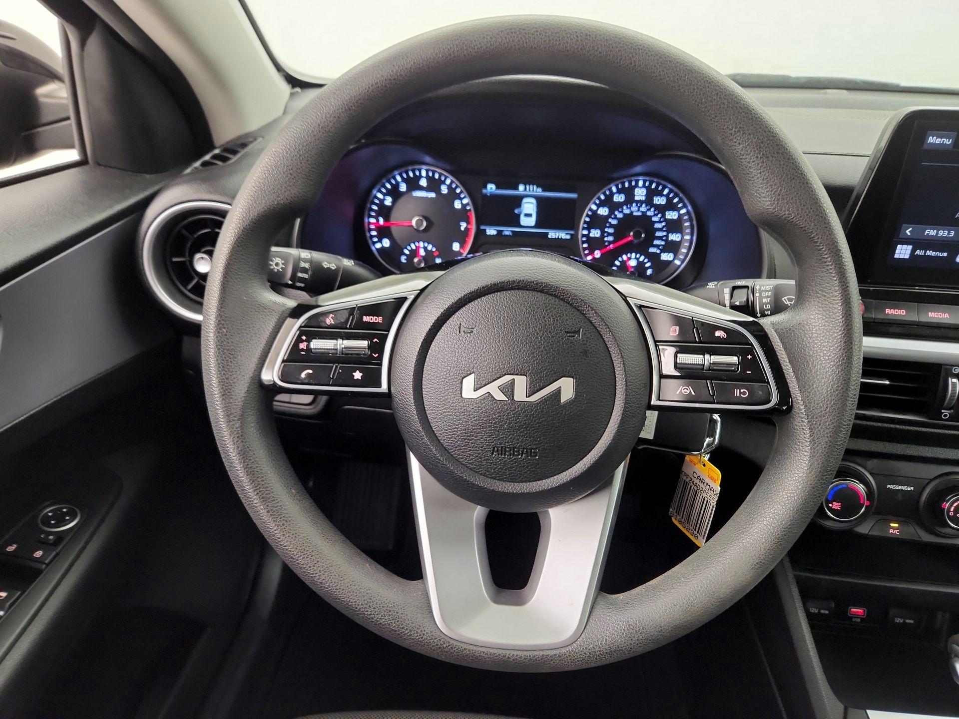 Thumbnail: 2023 Kia Forte - 10