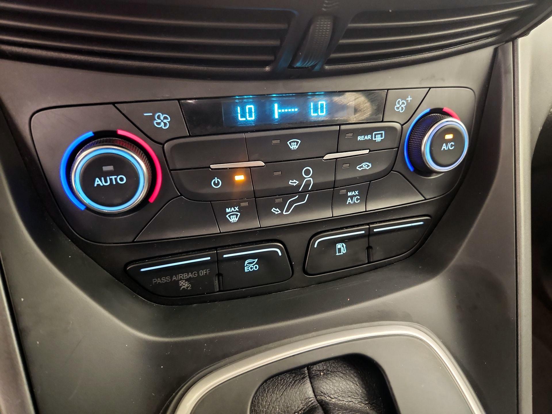 Thumbnail: 2017 Ford C-Max - 16