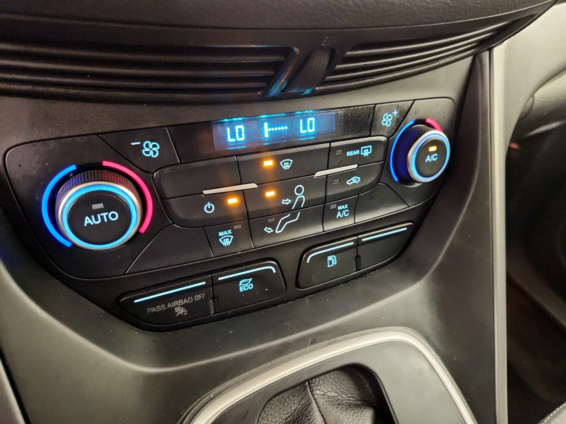 Thumbnail: 2017 Ford C-Max - 16