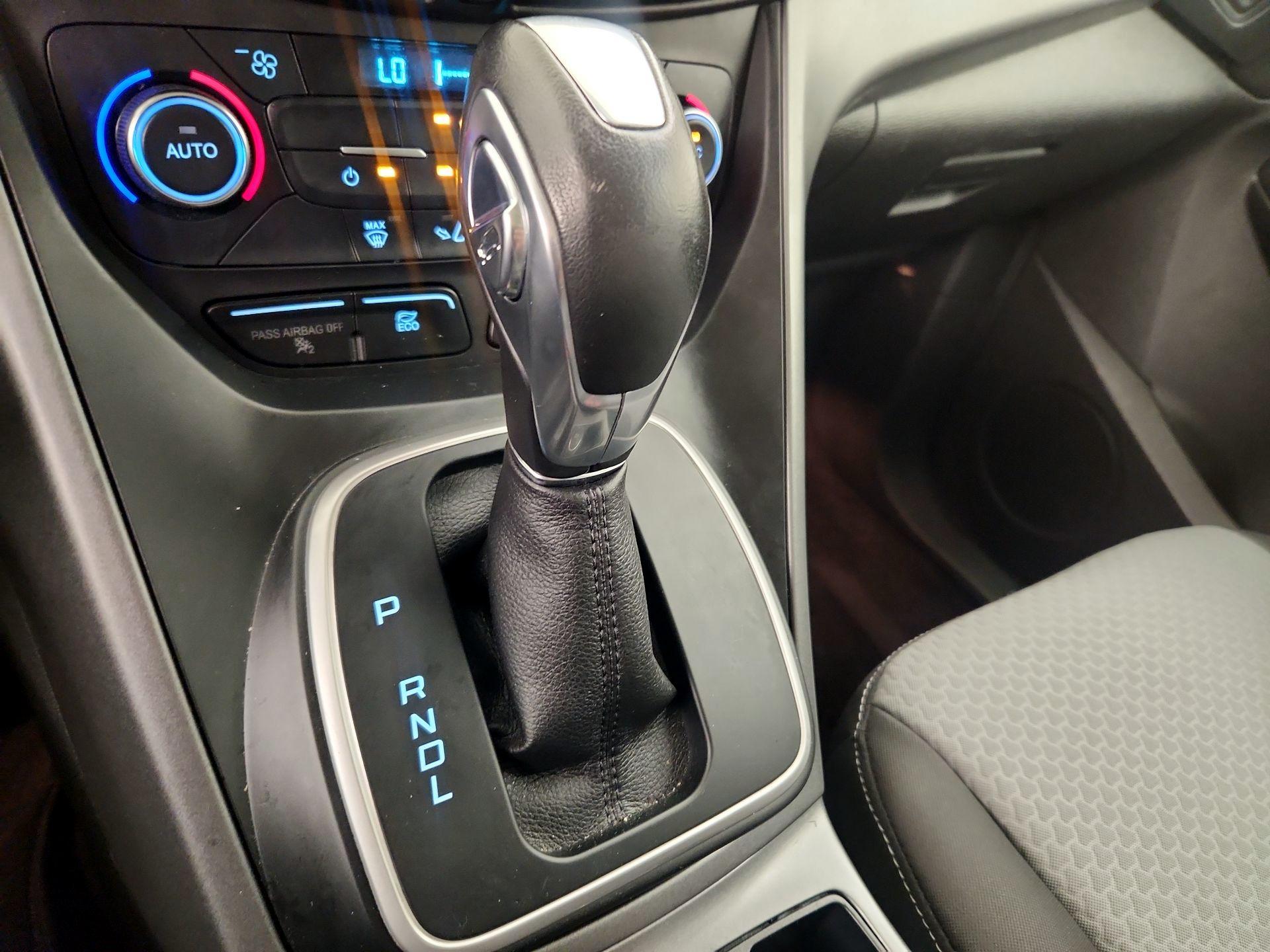 Thumbnail: 2017 Ford C-Max - 17